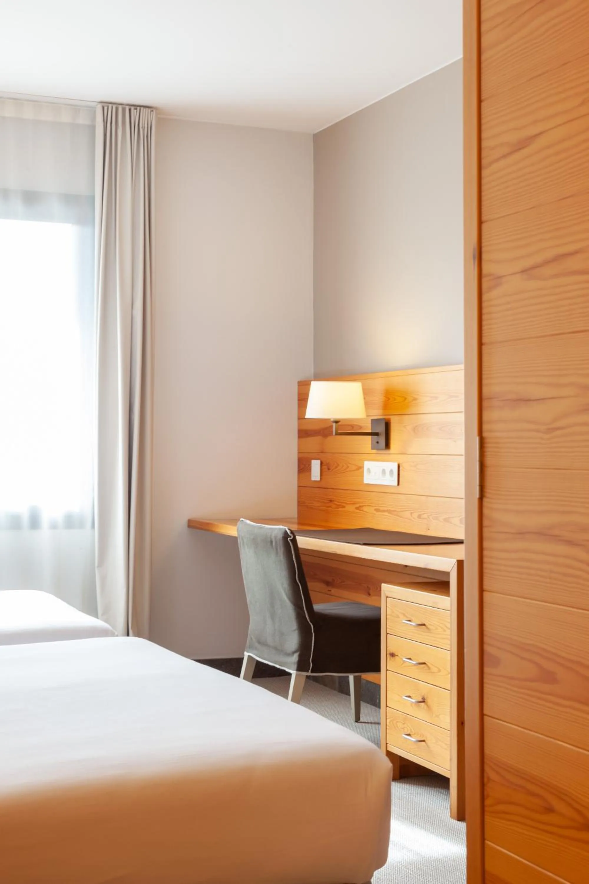 Bedroom, Bed in Montanyà