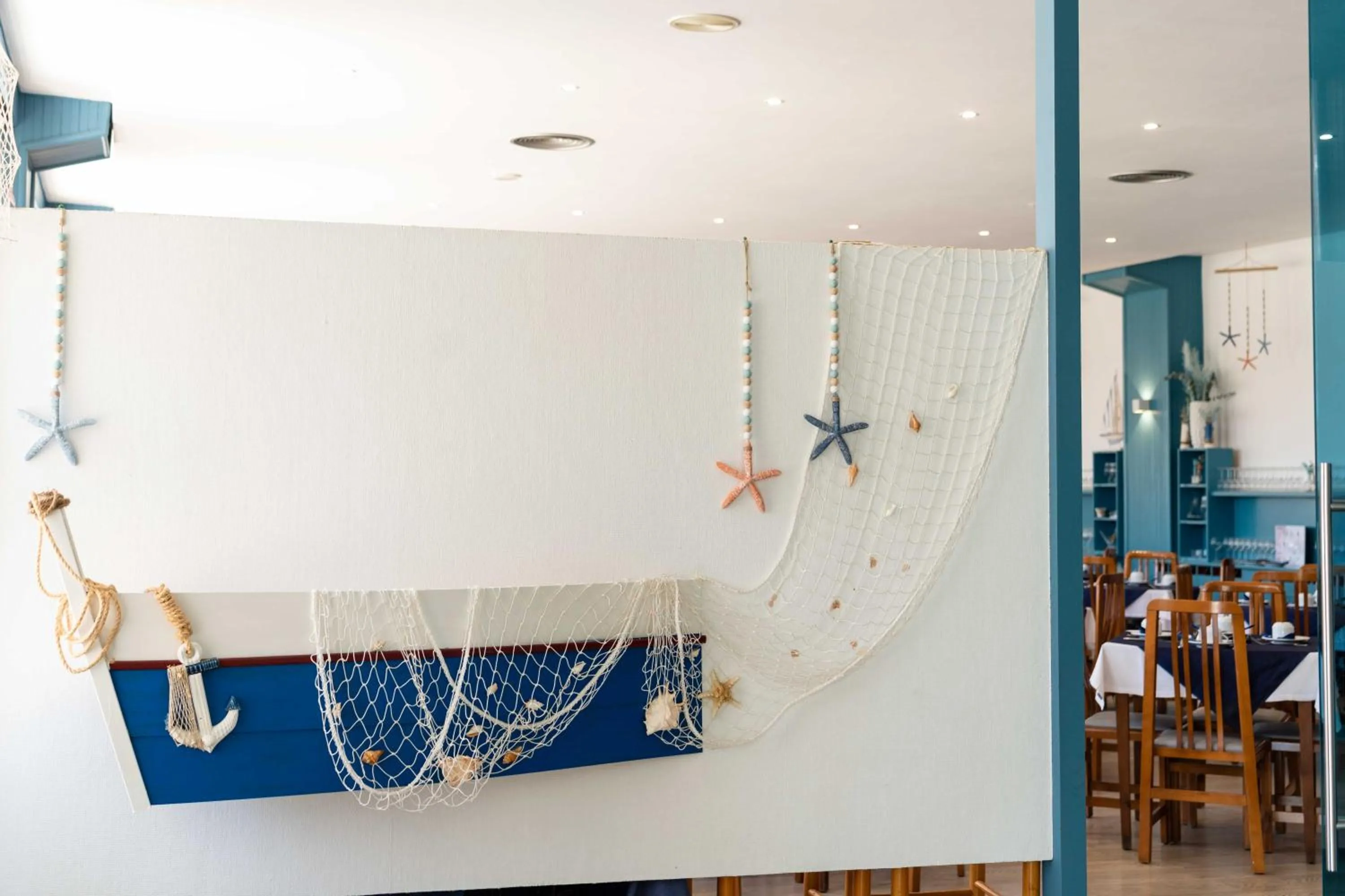 Restaurant/places to eat in Hotel Planas