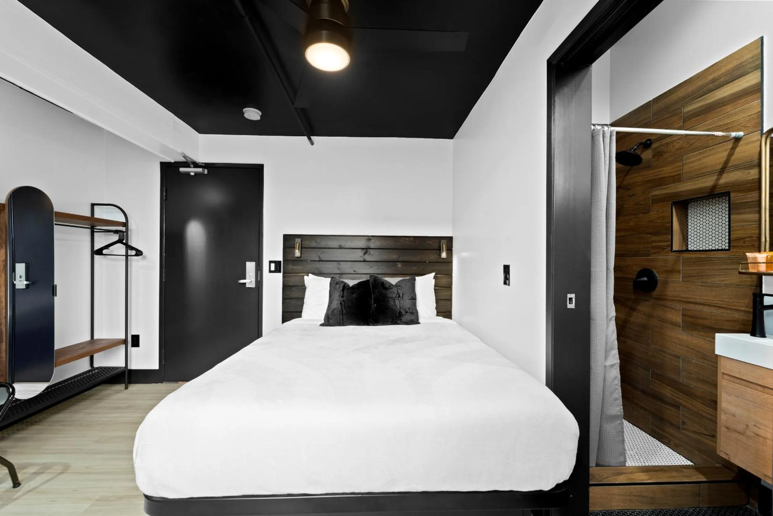 Balboa Park Hotel in Downtown Little Italy