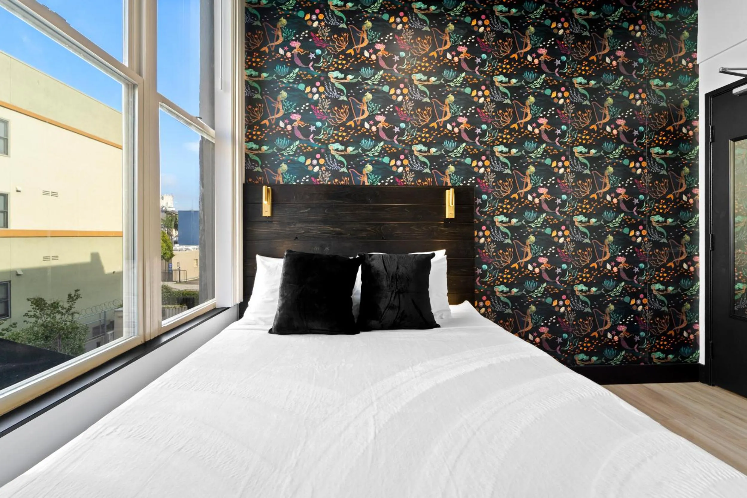 Balboa Park Hotel in Downtown Little Italy