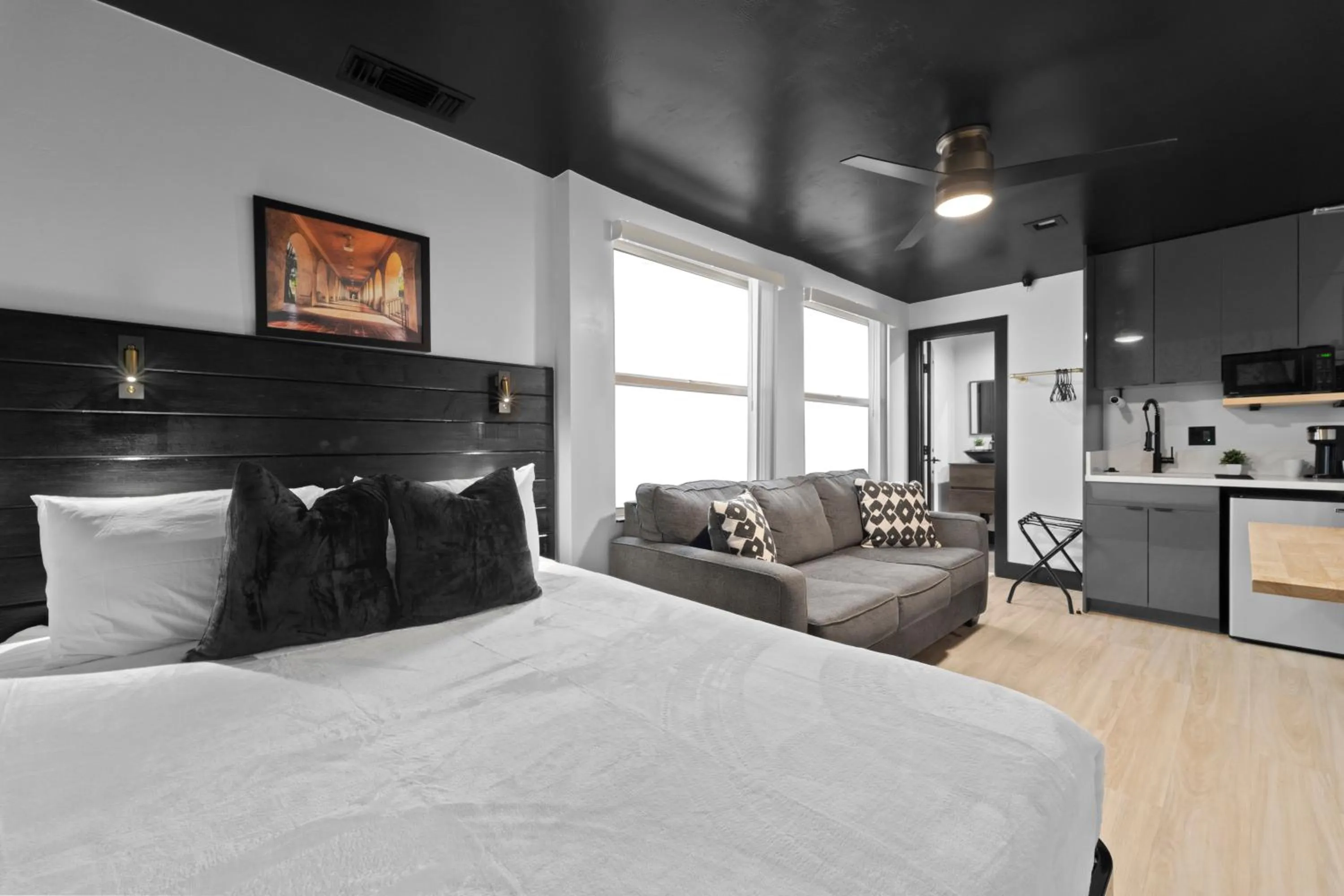 Balboa Park Hotel in Downtown Little Italy