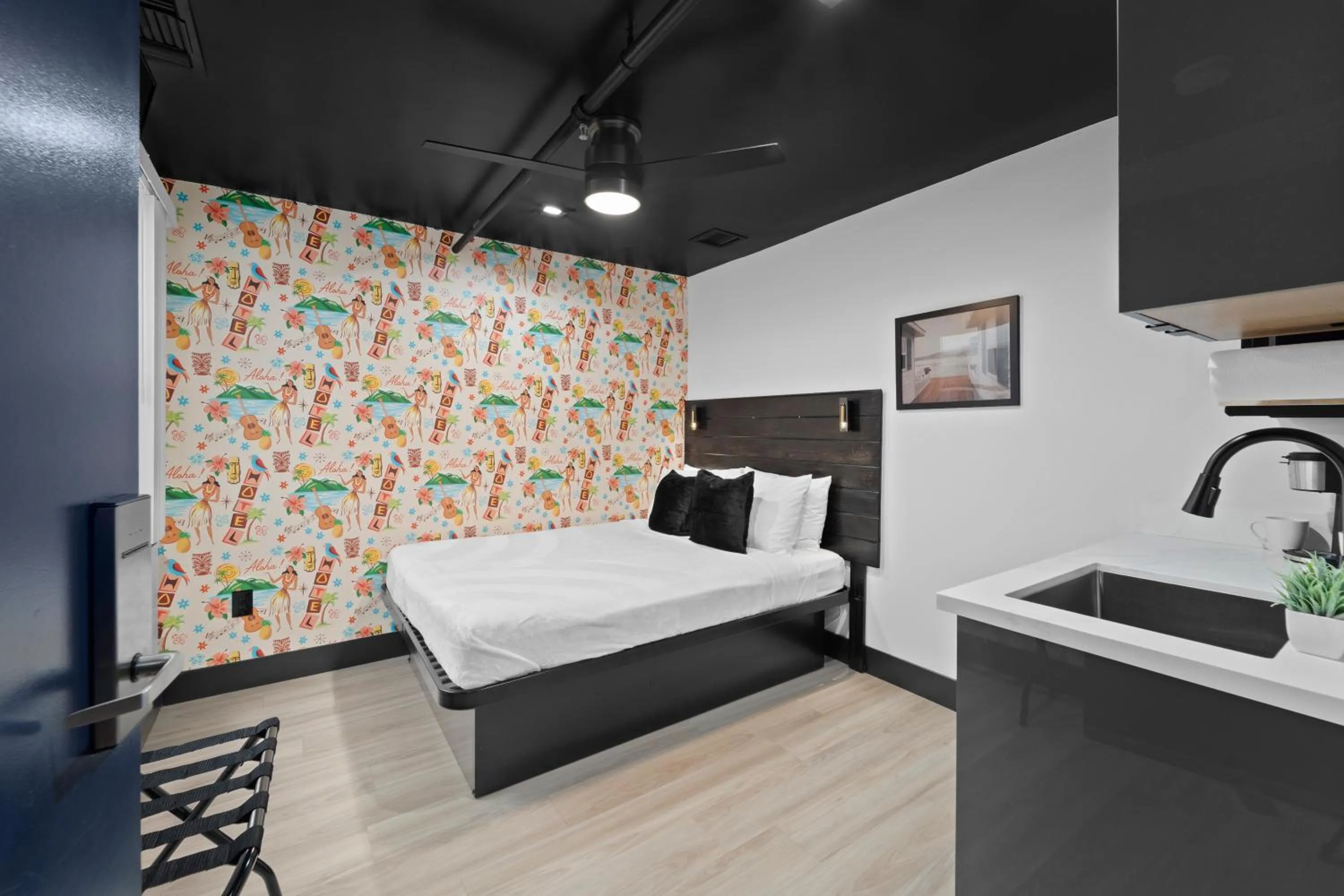 Balboa Park Hotel in Downtown Little Italy