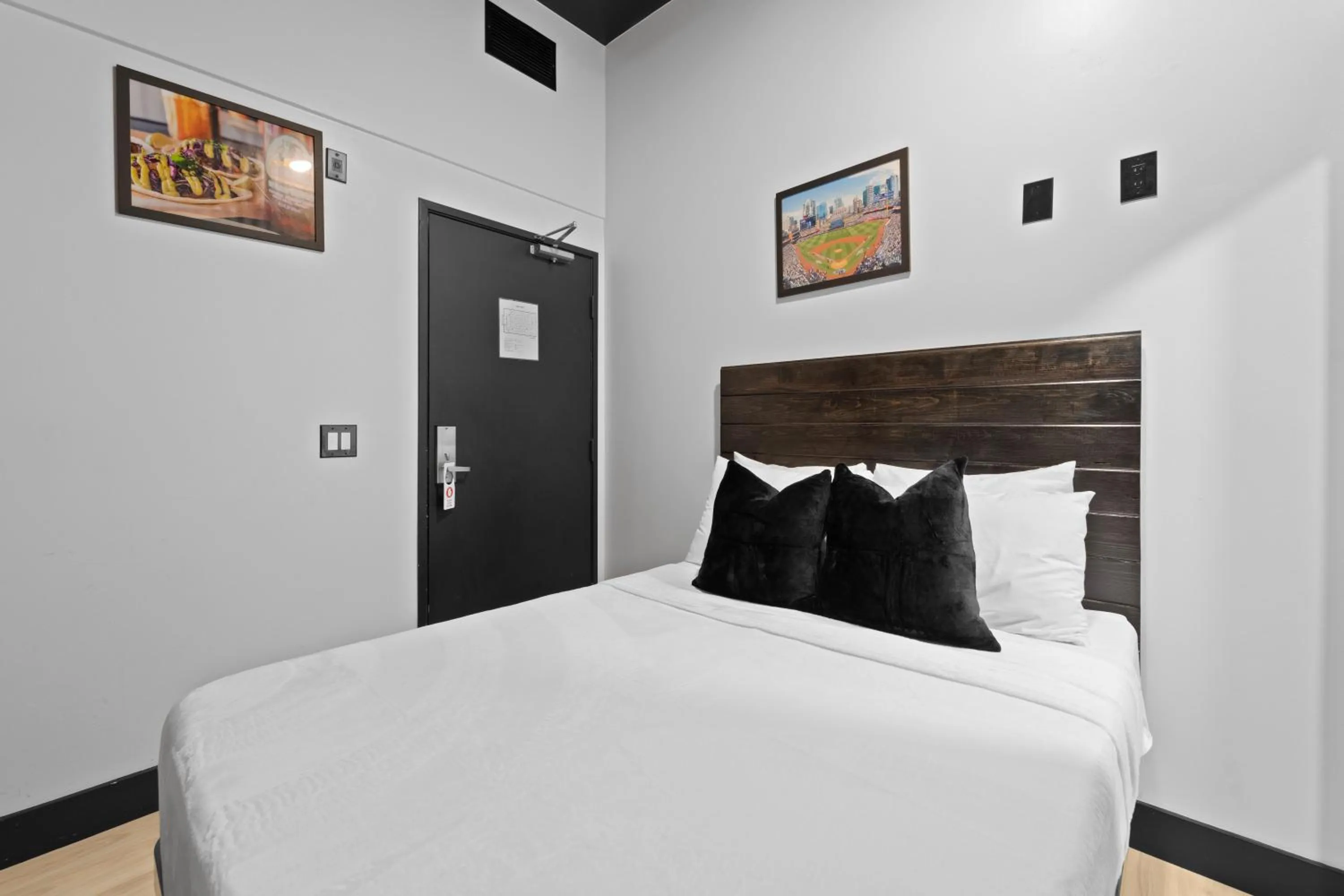 Balboa Park Hotel in Downtown Little Italy