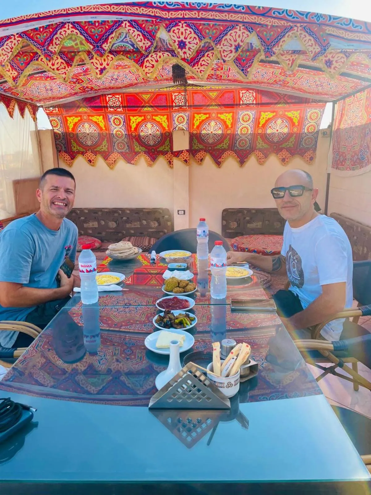 Restaurant/places to eat in Eagles Pyramids View