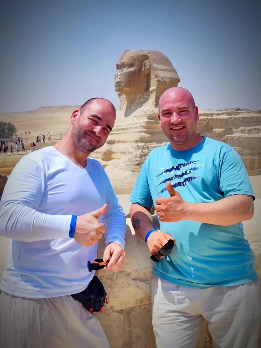 Day in Eagles Pyramids View