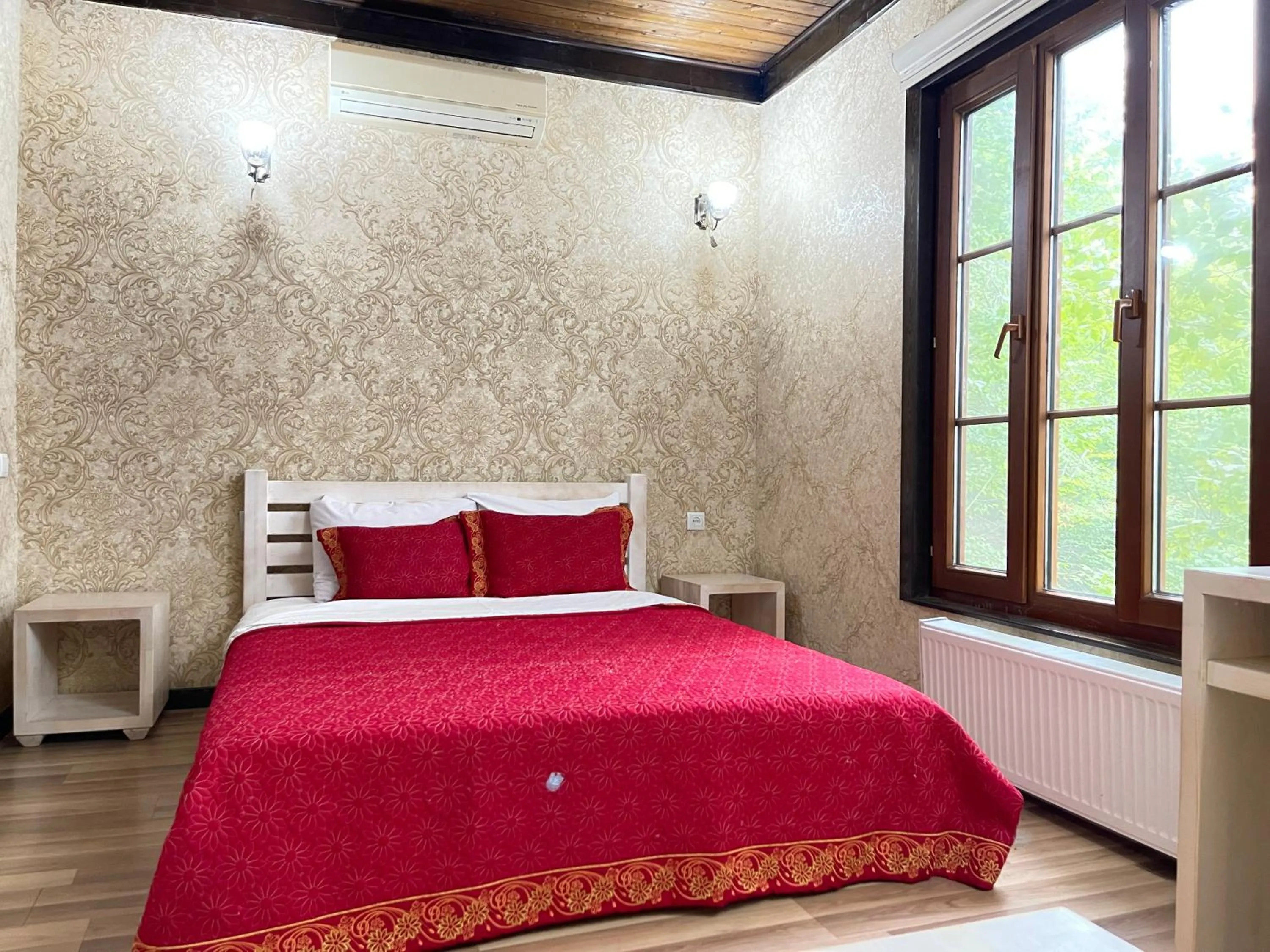 Bed in Ladera Resort Qusar
