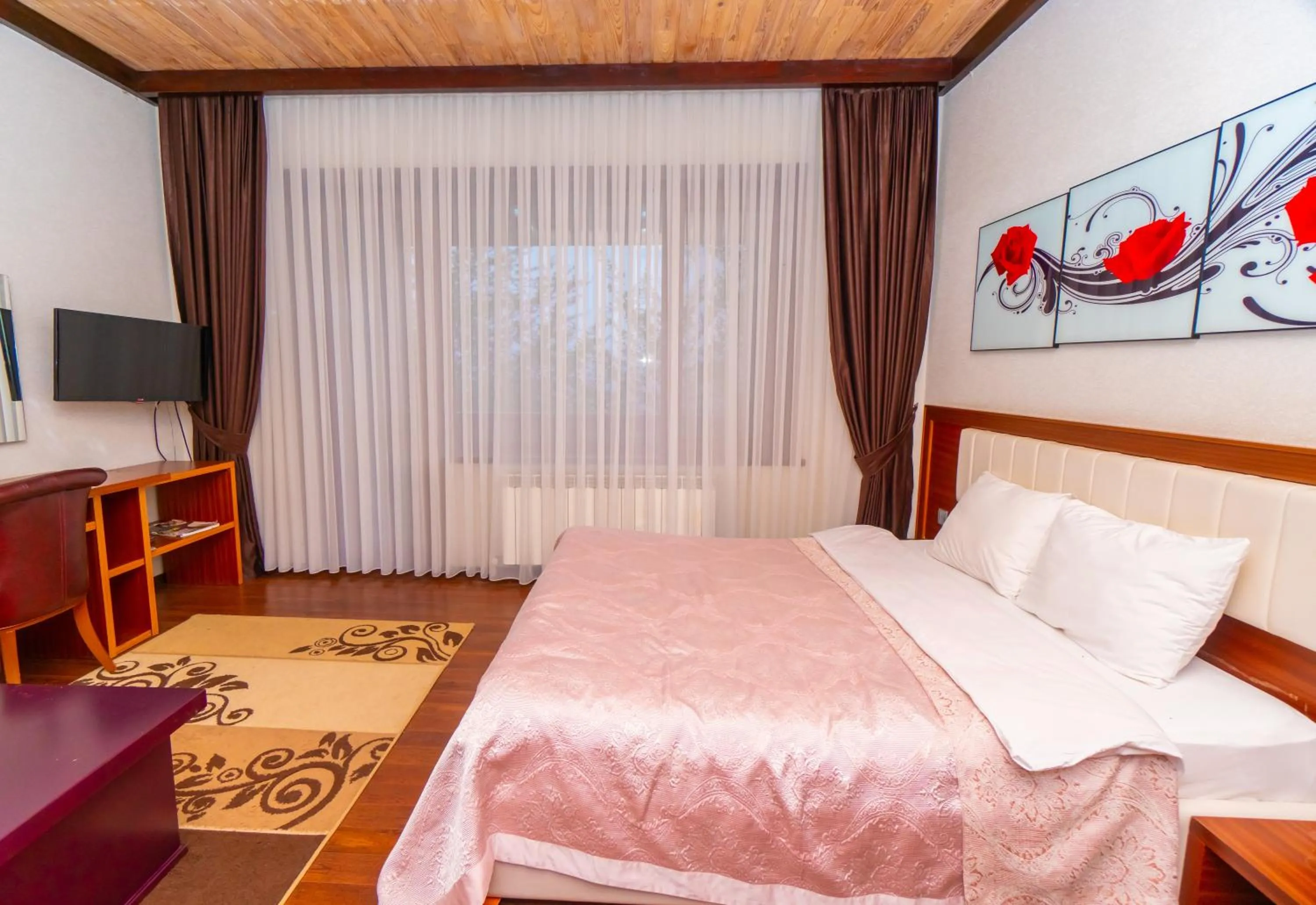 Bed in Ladera Resort Qusar