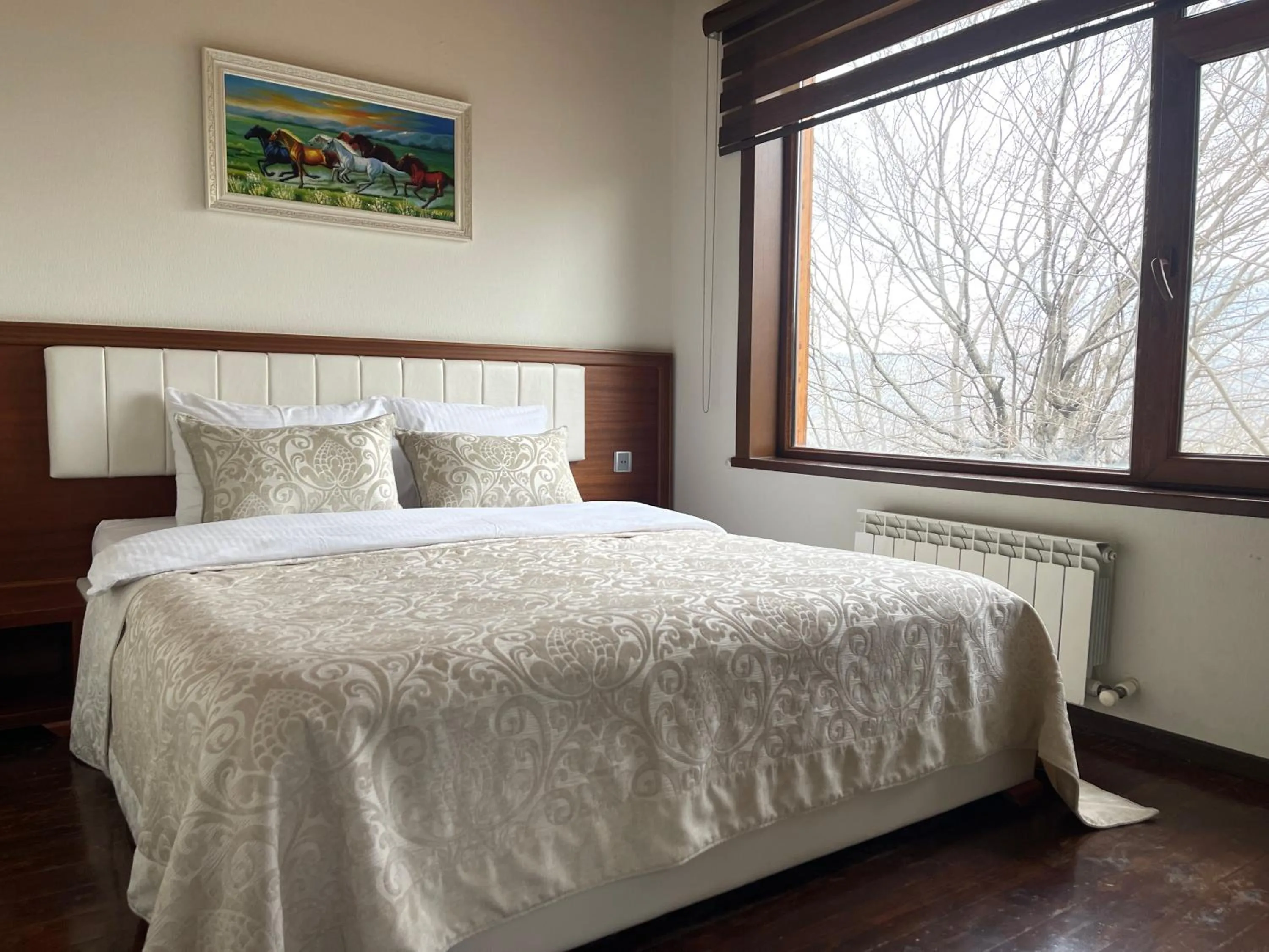 Bed in Ladera Resort Qusar