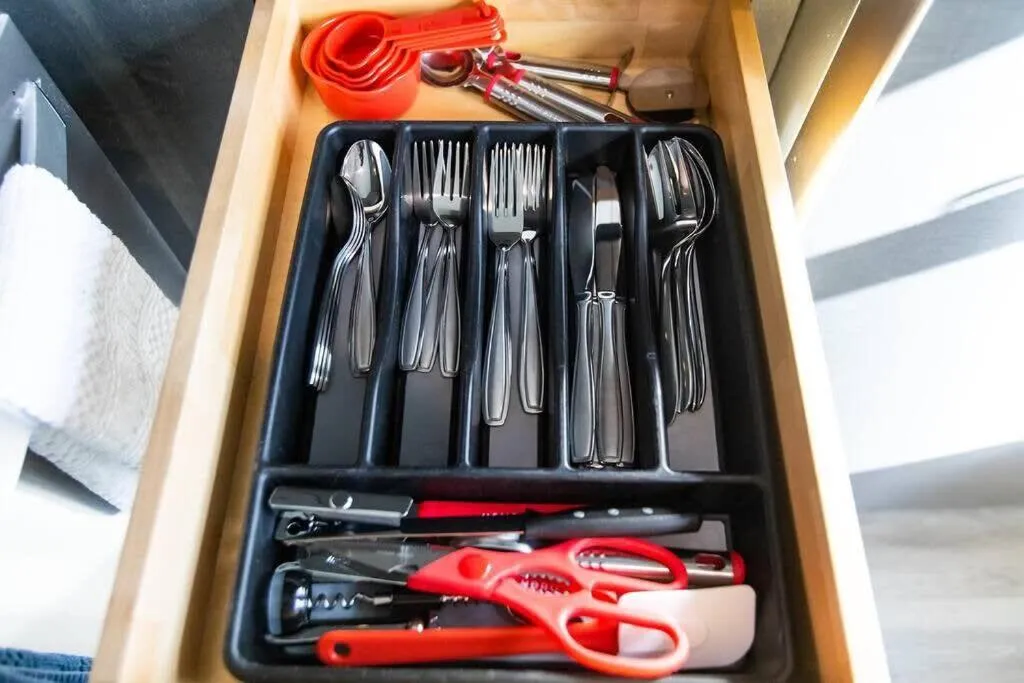 Walk 2 Restaurants & Bars-Relax on Private Patio