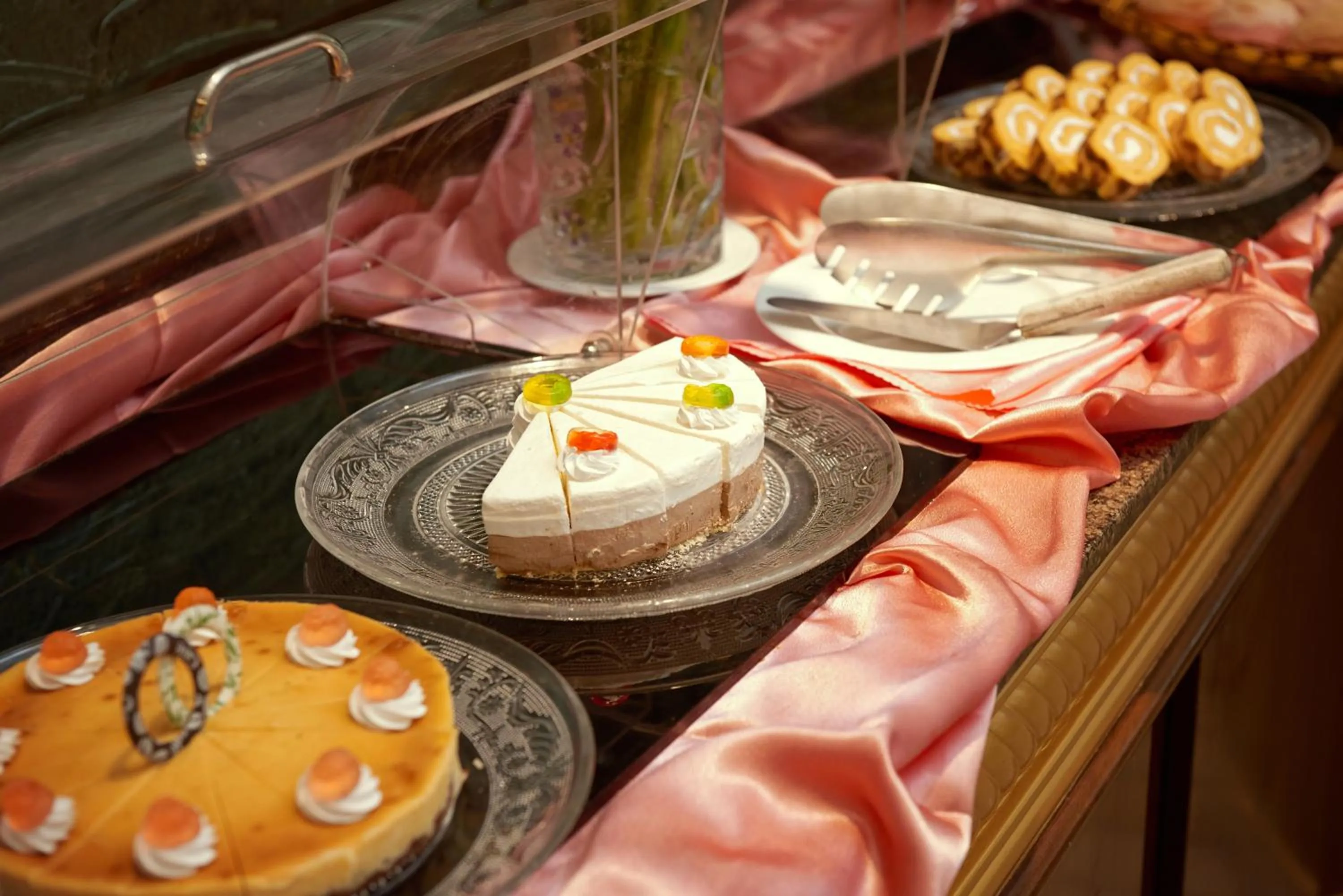 Restaurant/places to eat in Khách sạn Quốc tế Lợi Lai - Li Lai International Hotel