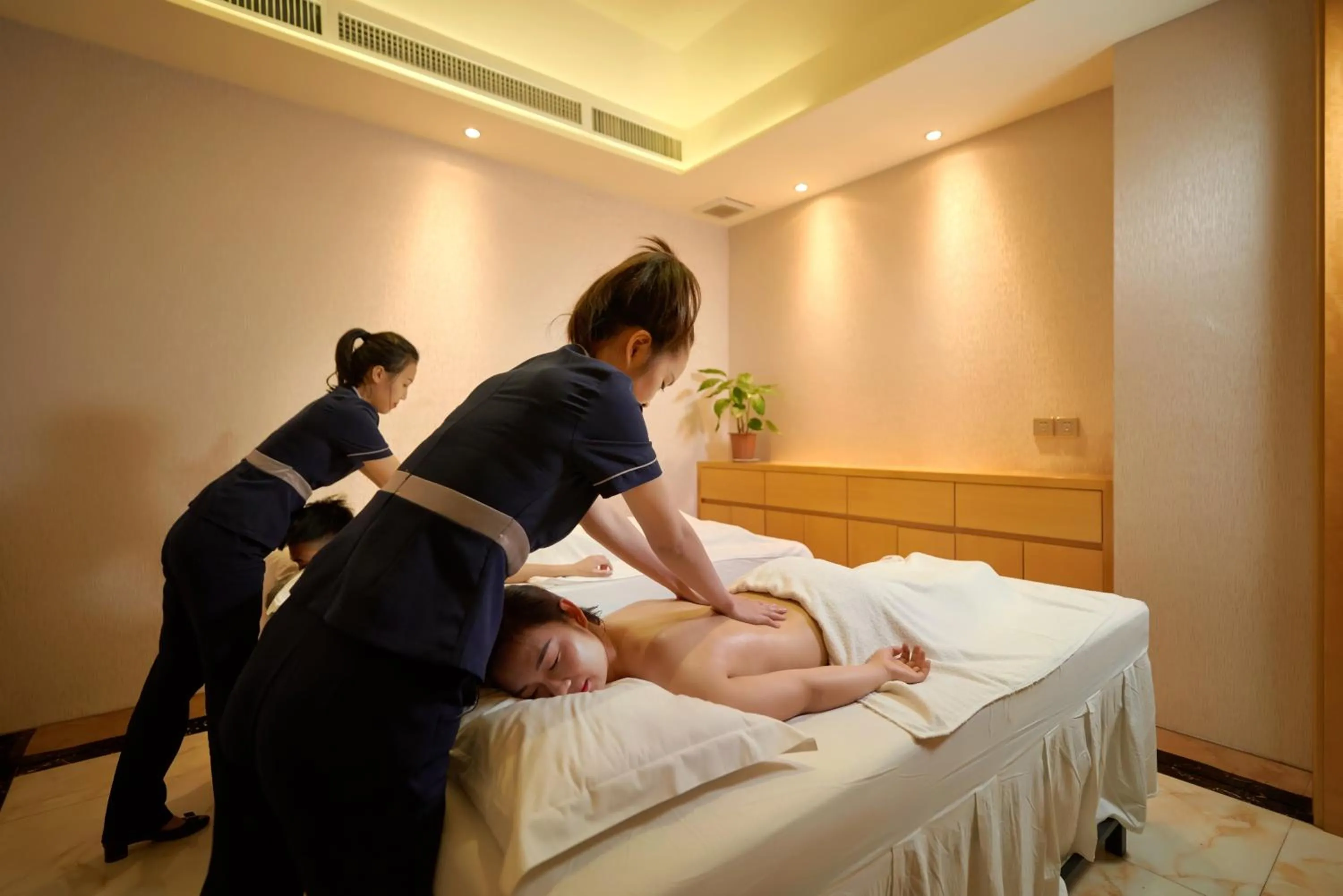 Spa and wellness centre/facilities in Khách sạn Quốc tế Lợi Lai - Li Lai International Hotel
