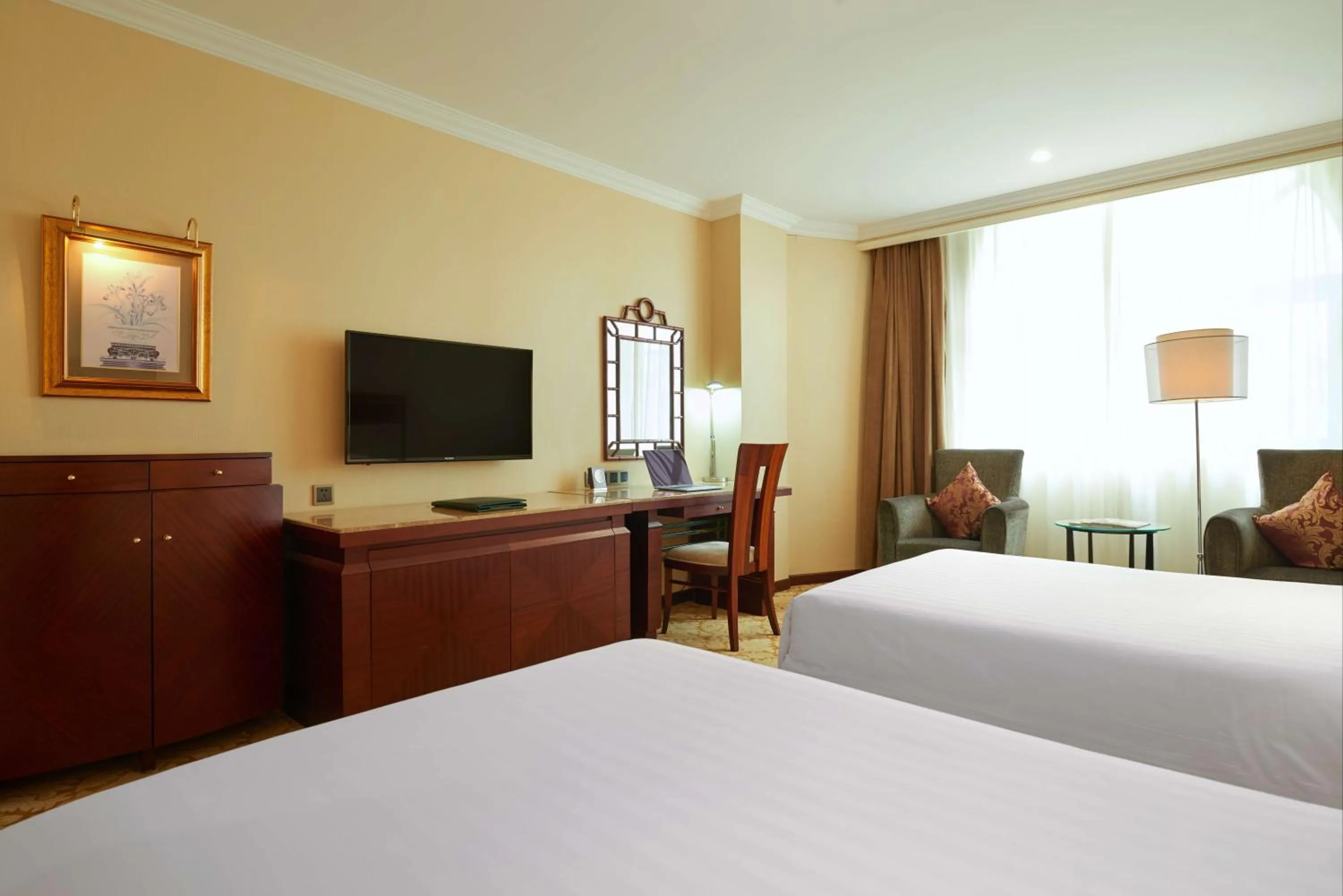 Bedroom, Bed in Khách sạn Quốc tế Lợi Lai - Li Lai International Hotel