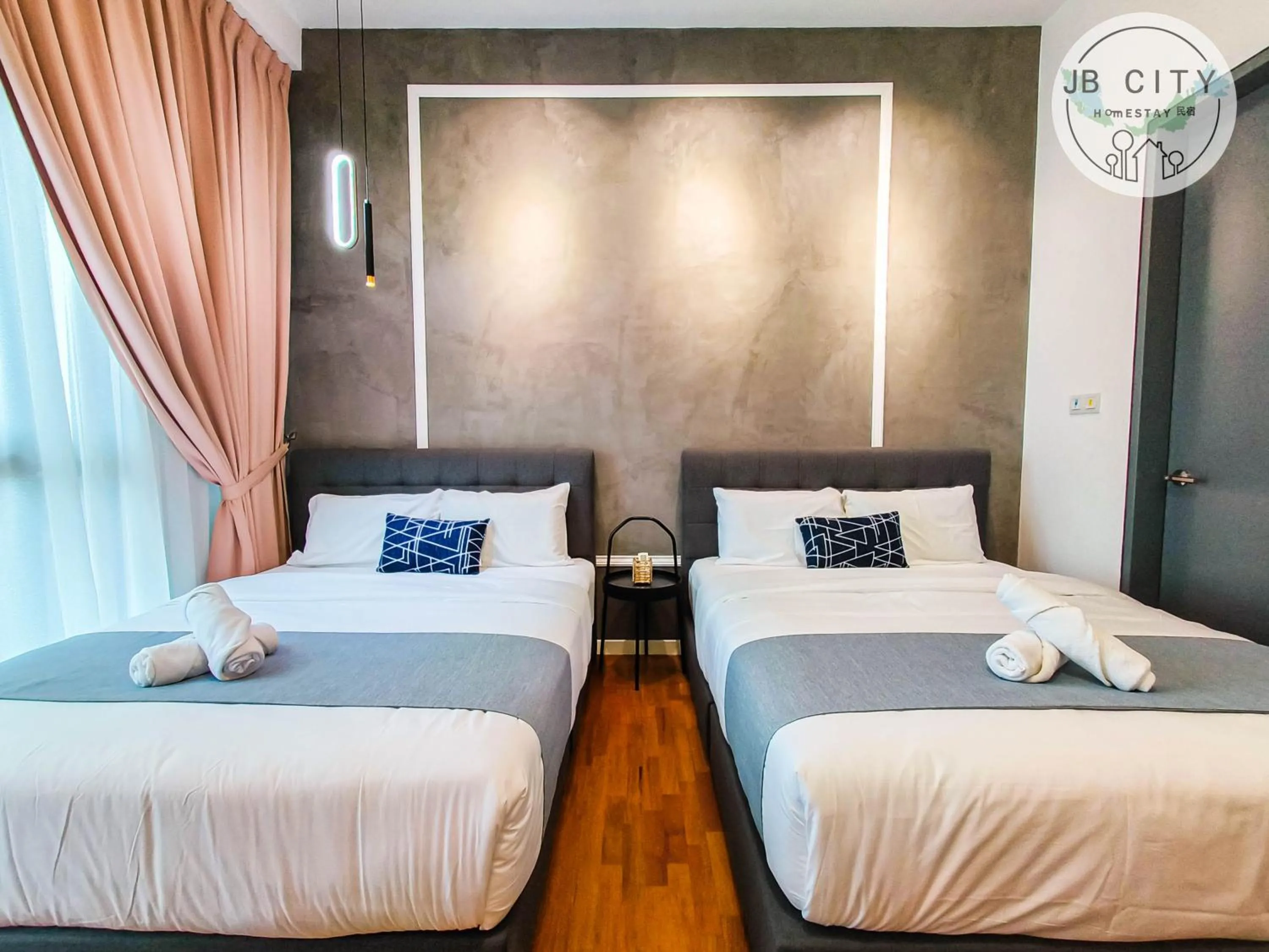 Bed in Paradigm Residence by RR JBcity