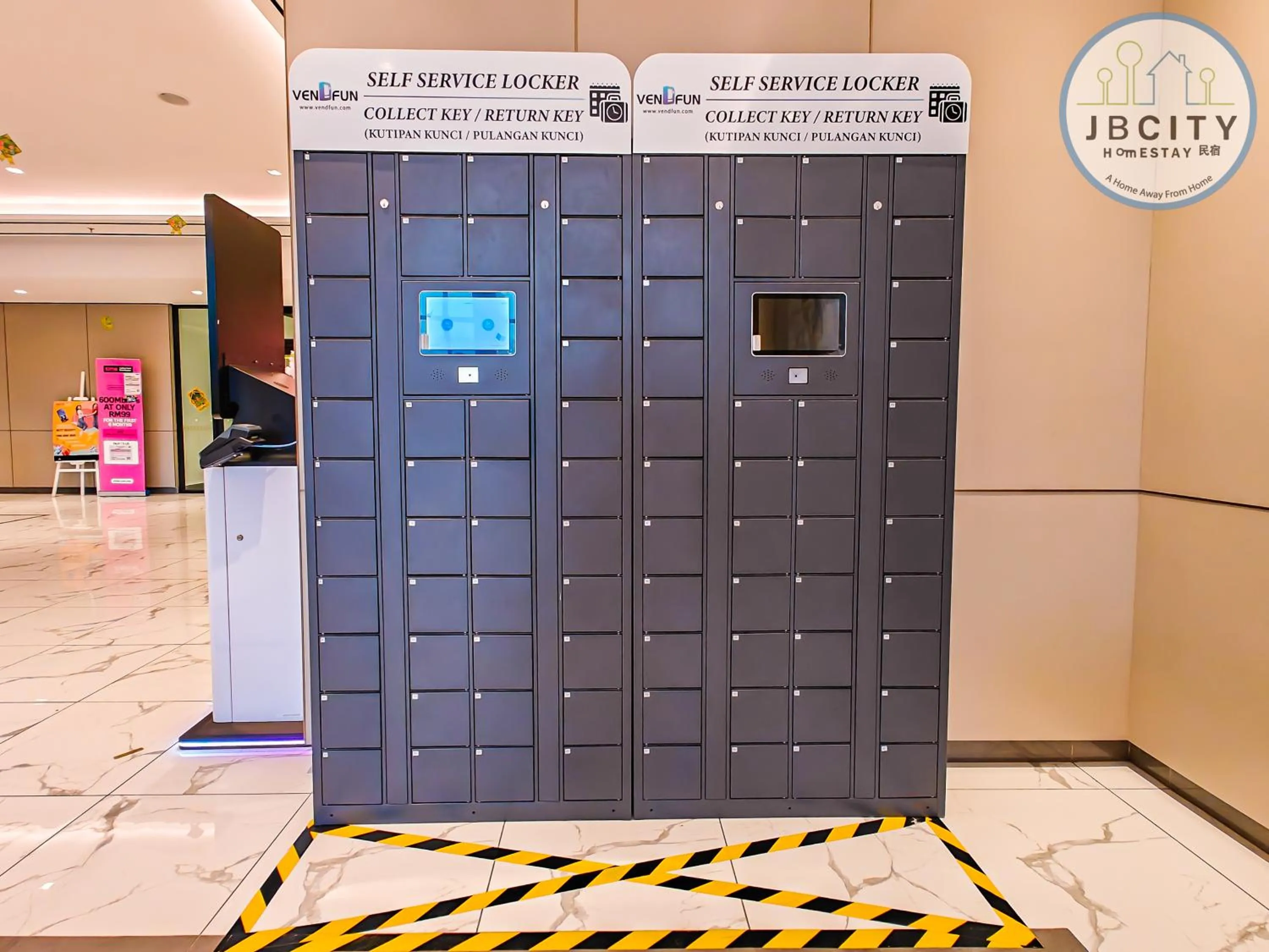 concierge in Paradigm Residence by RR JBcity