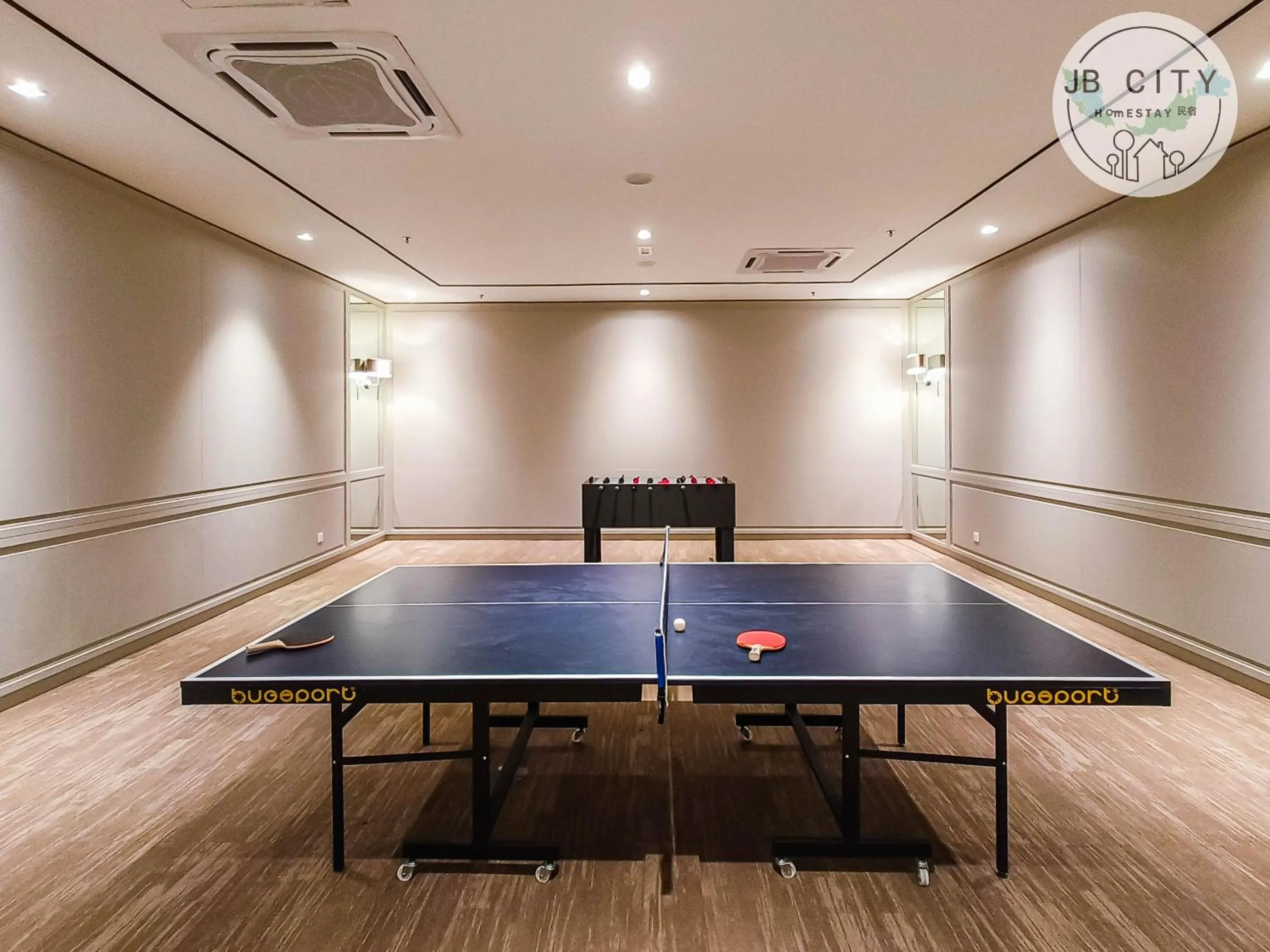 Game Room in Paradigm Residence by RR JBcity