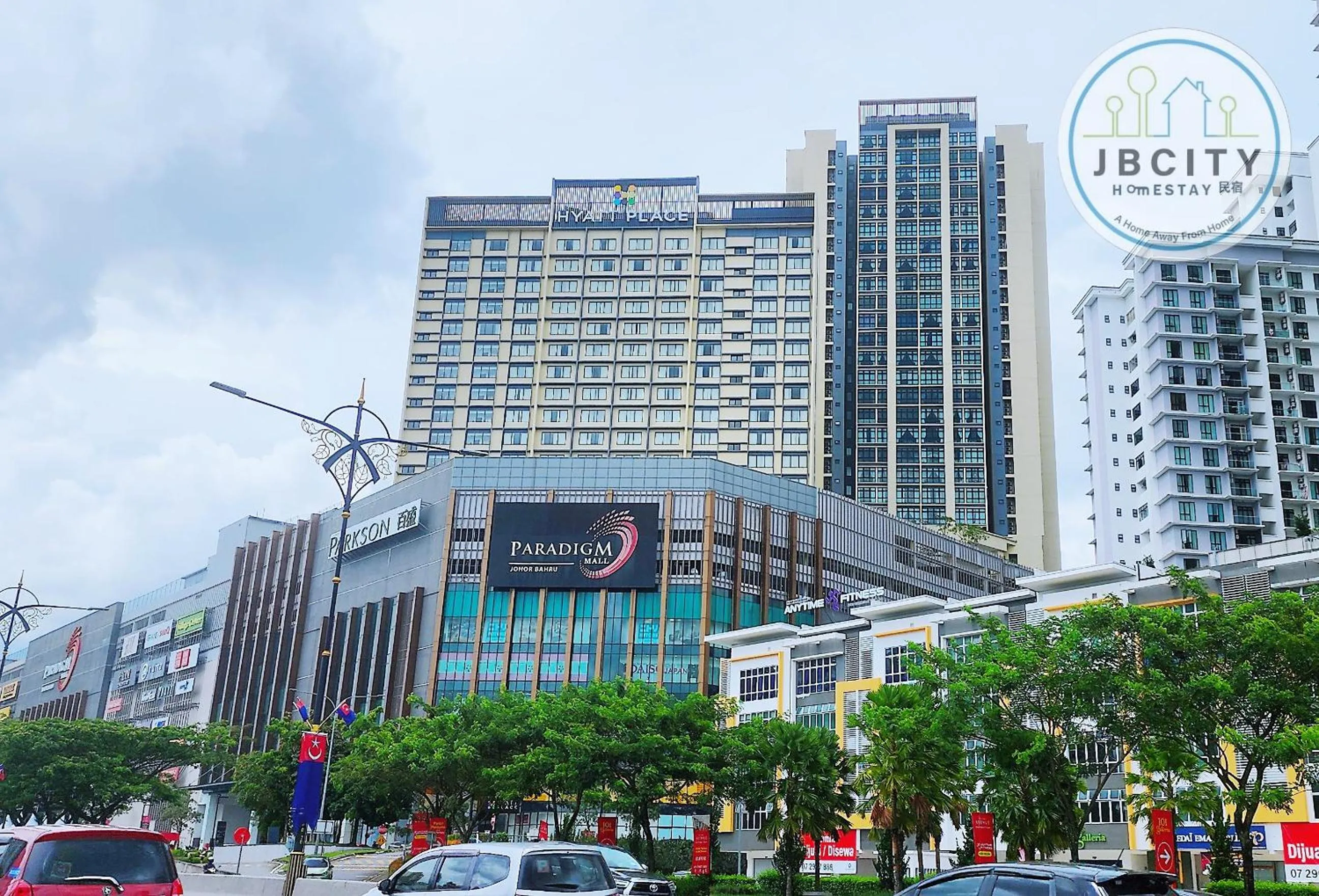 Property building in Paradigm Residence by RR JBcity