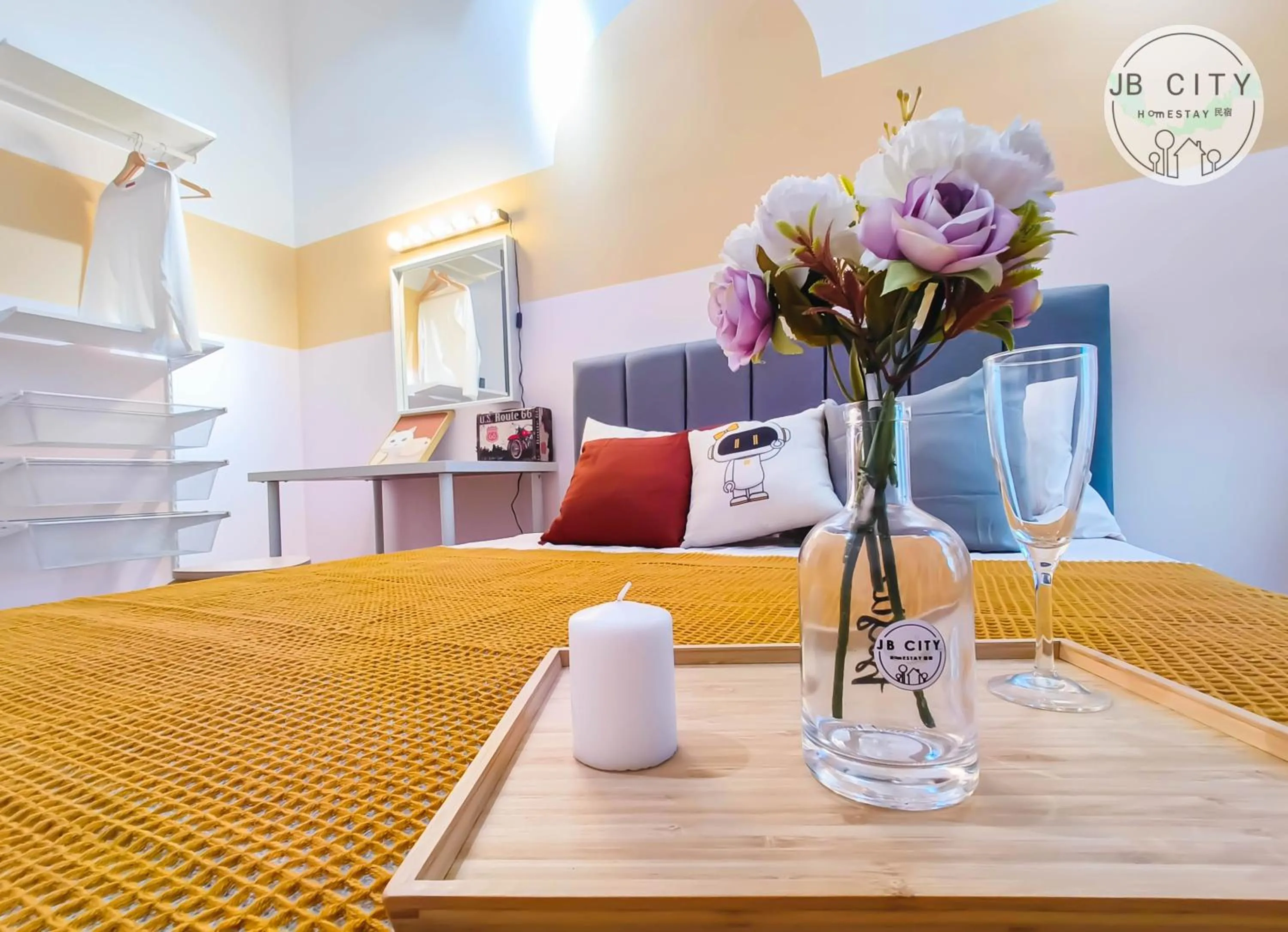 Bed in Paradigm Residence by RR JBcity