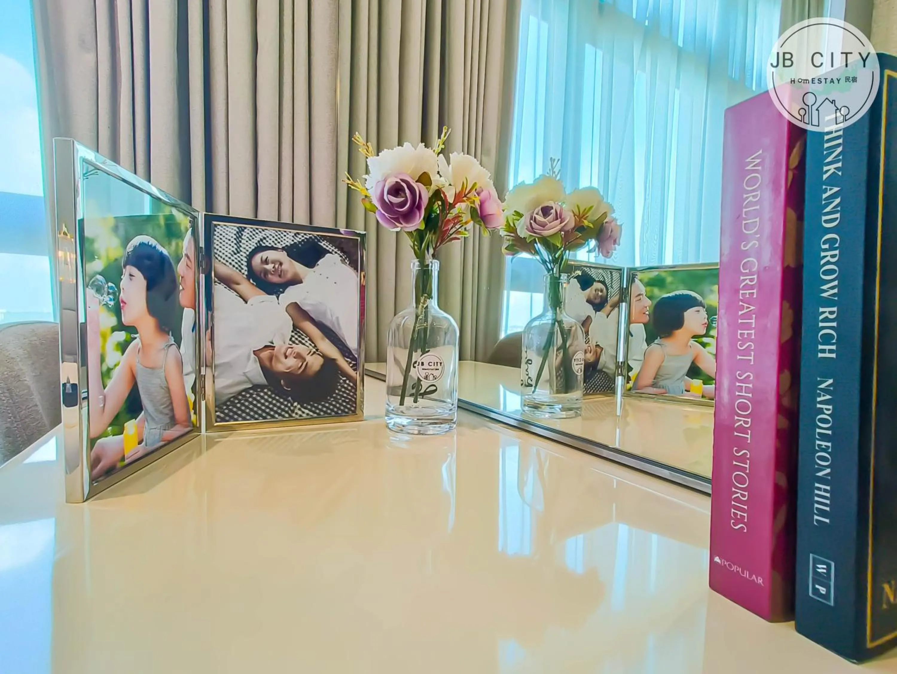 Decorative detail in Paradigm Residence by RR JBcity