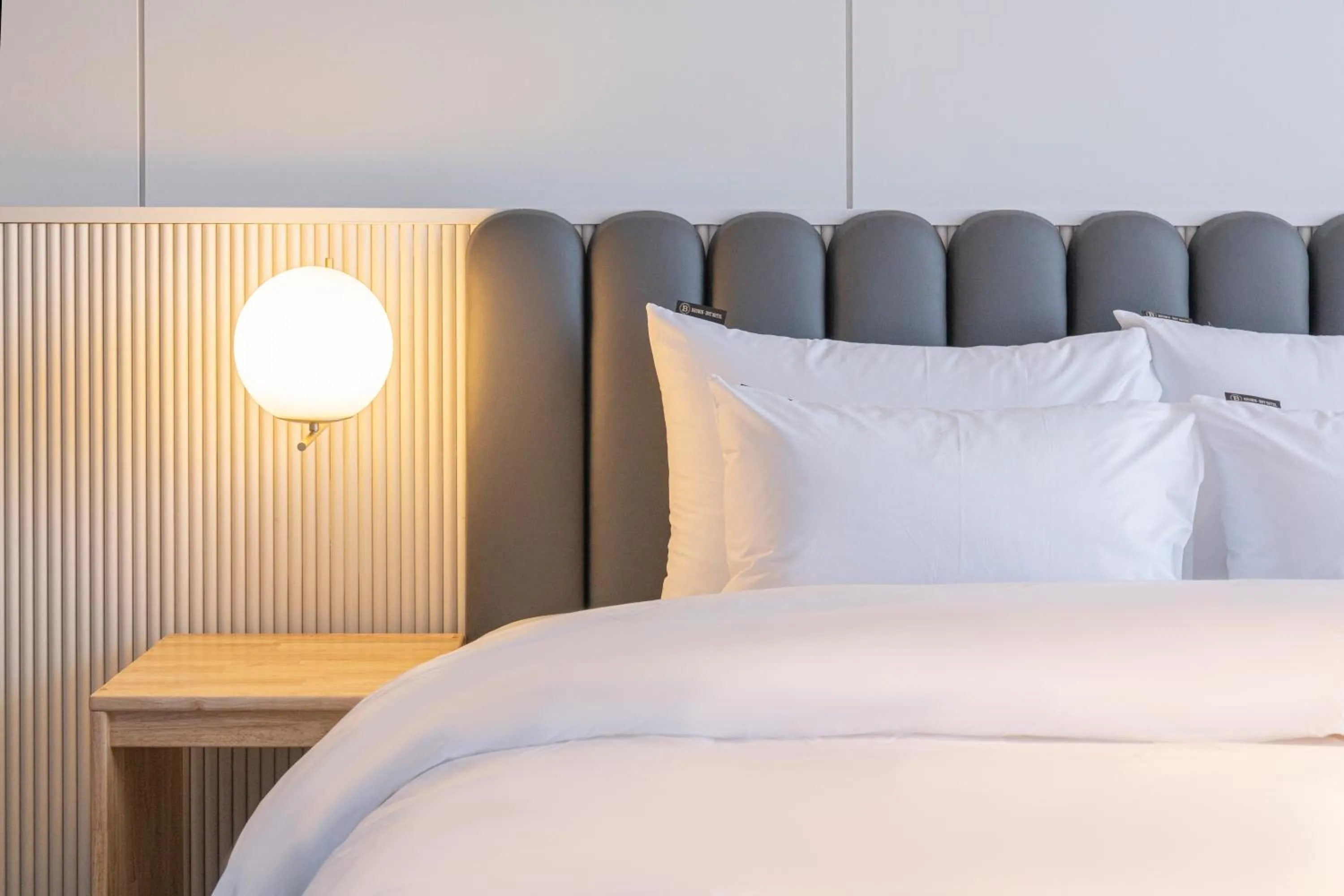 Bed in Brown Dot Siheung Geobuksum