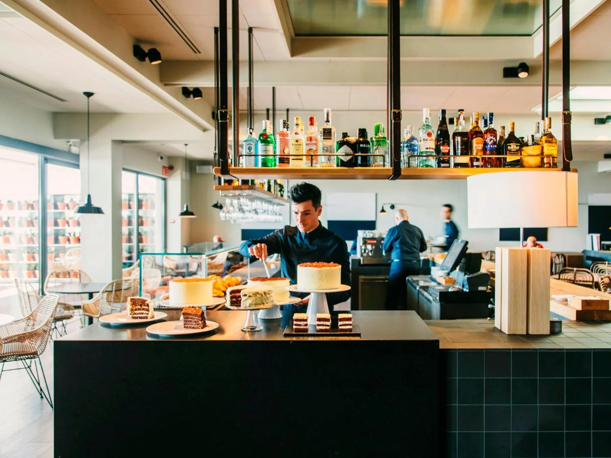 Restaurant/places to eat in Hotel Chiqui