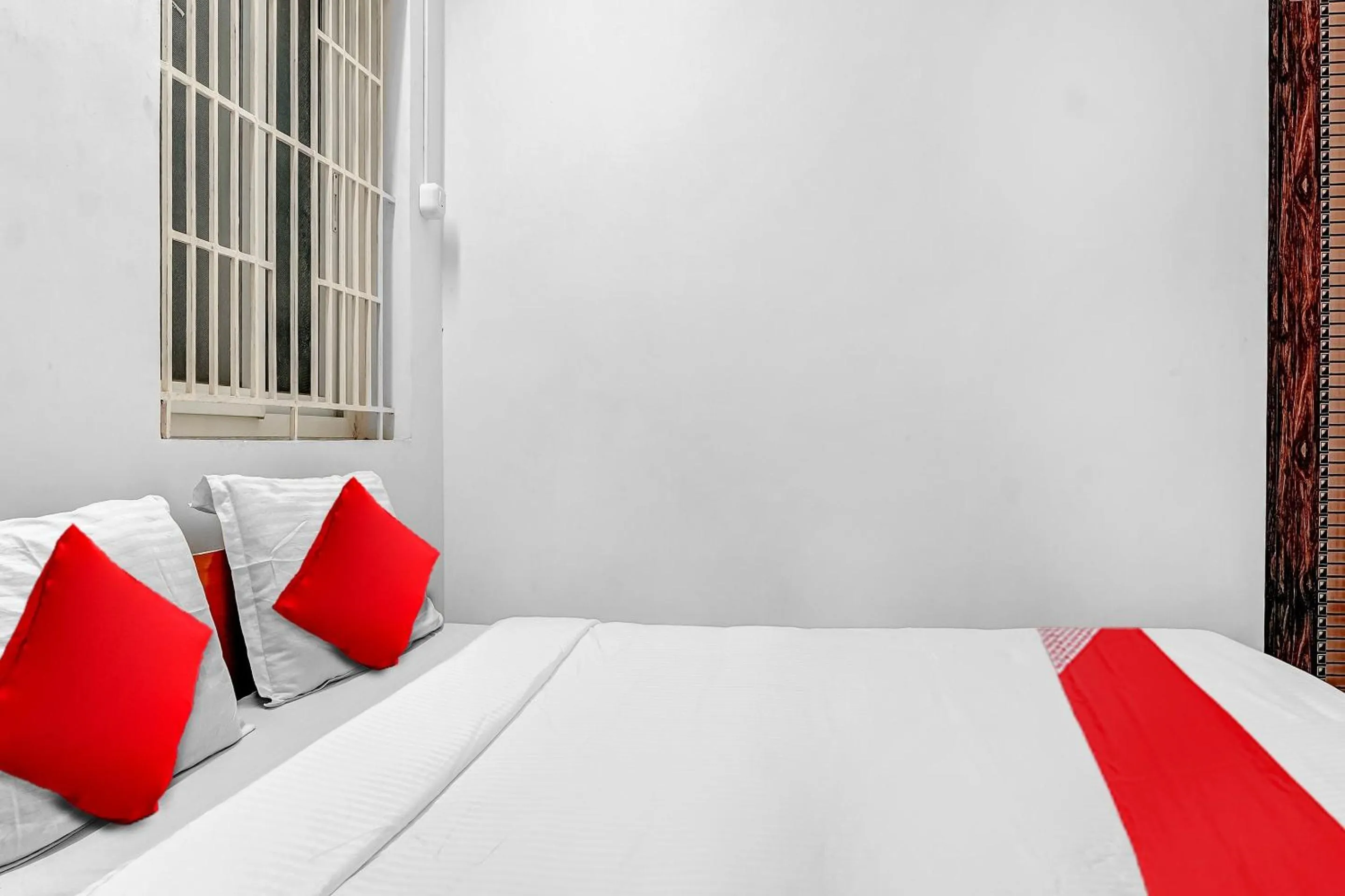 Bedroom, Bed in Hotel O Crown Tower