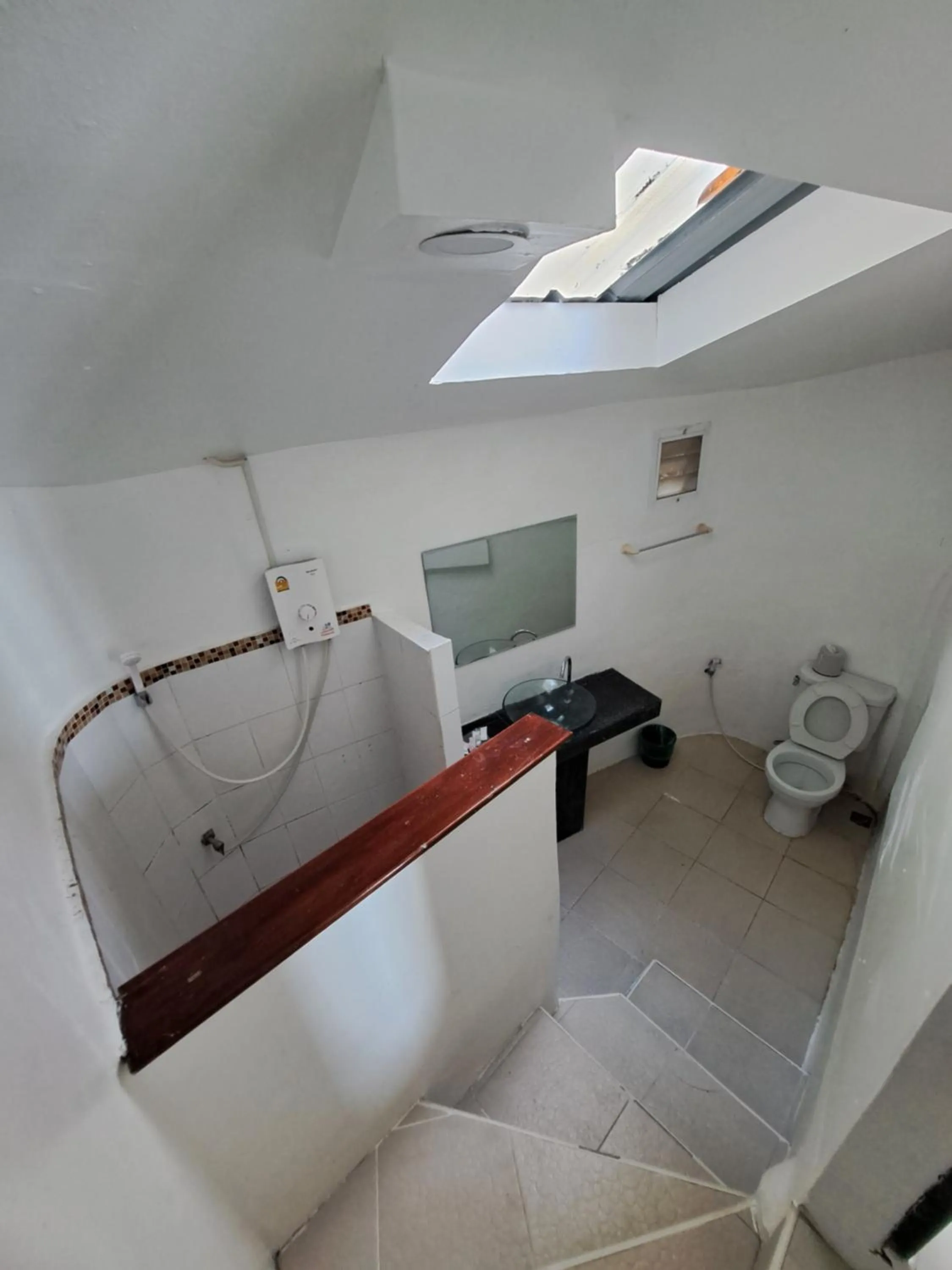 Toilet in White house bailan resort