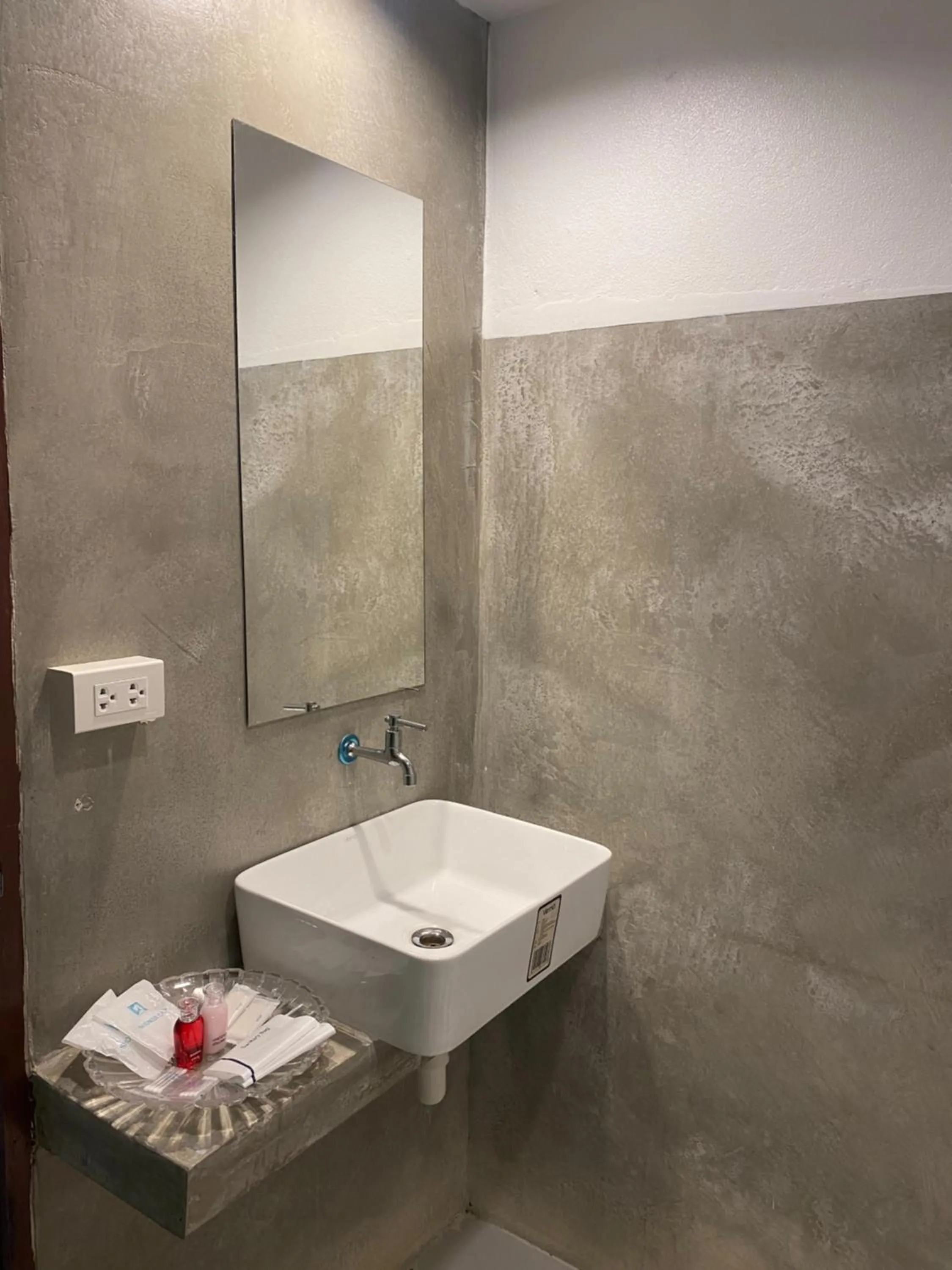 Bathroom in White house bailan resort