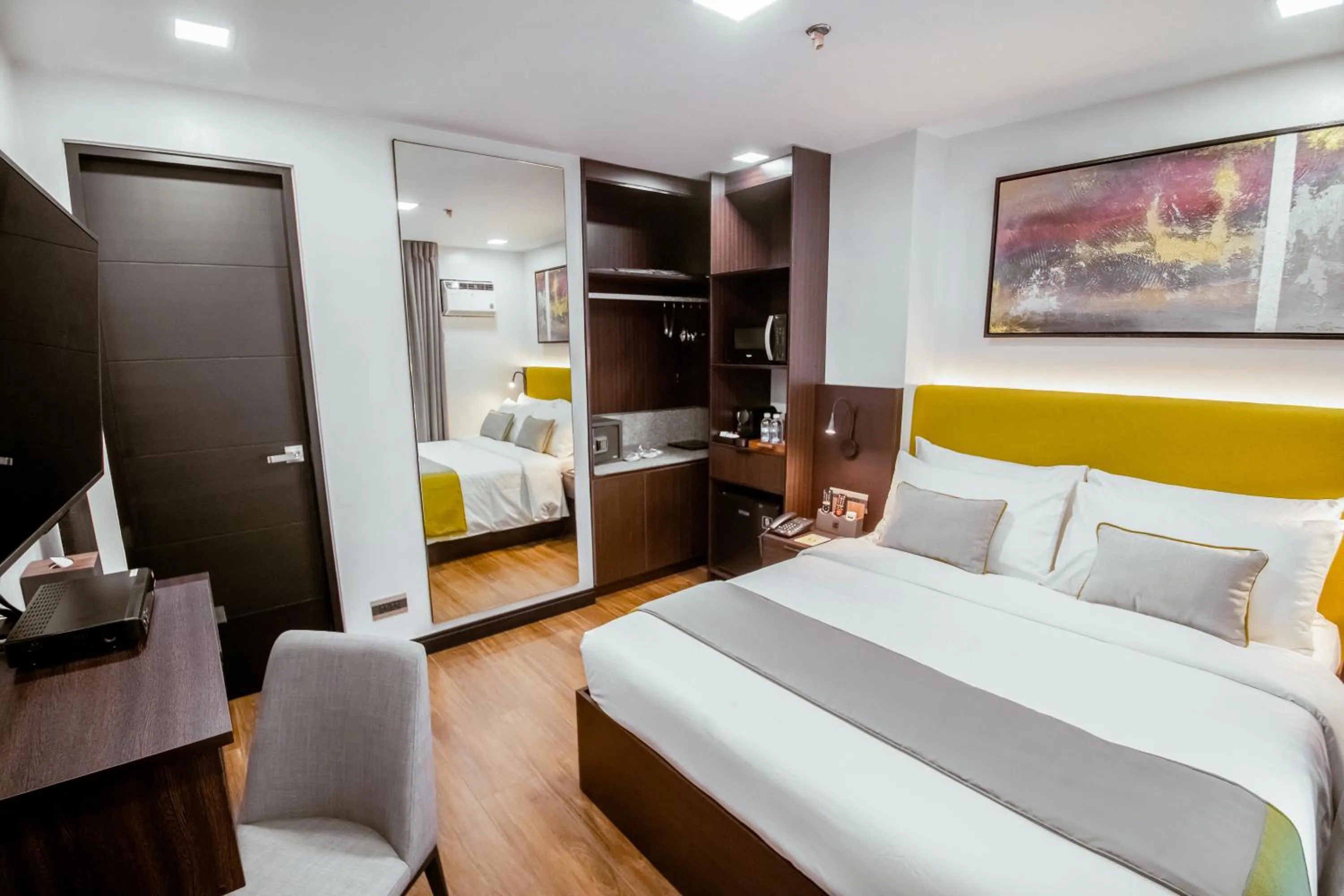 Shower, Bed in ASN Boutique Residence