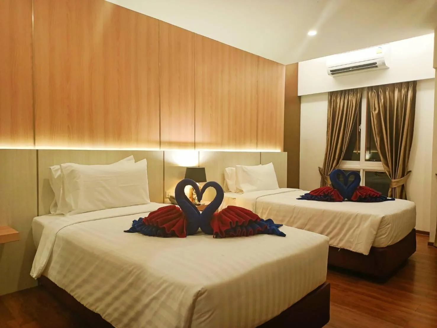 Bedroom, Bed in M CASA HOTEL PATTAYA