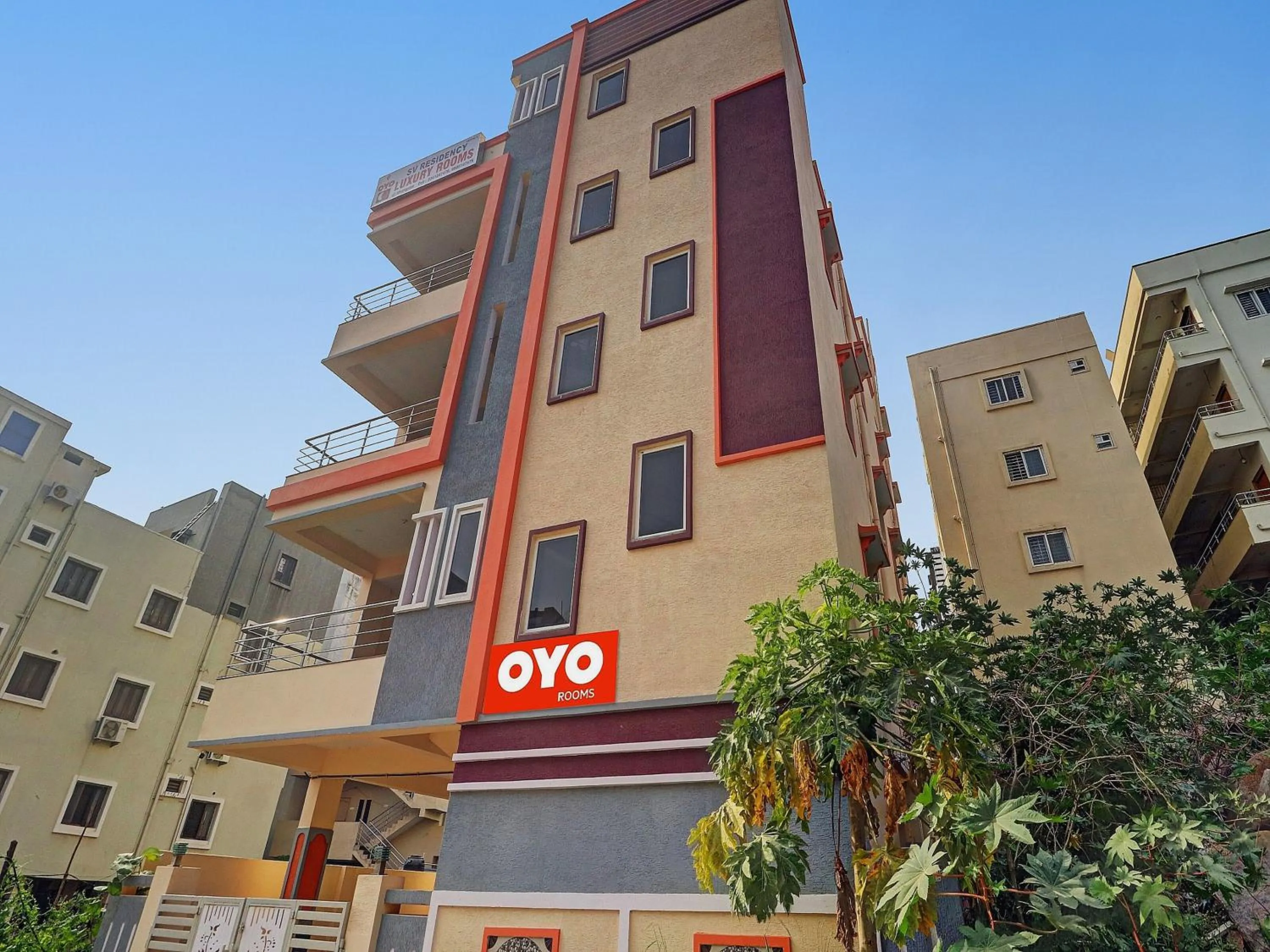 Facade/entrance in Hotel O S V Residency Kajaguda Near Gachibowli