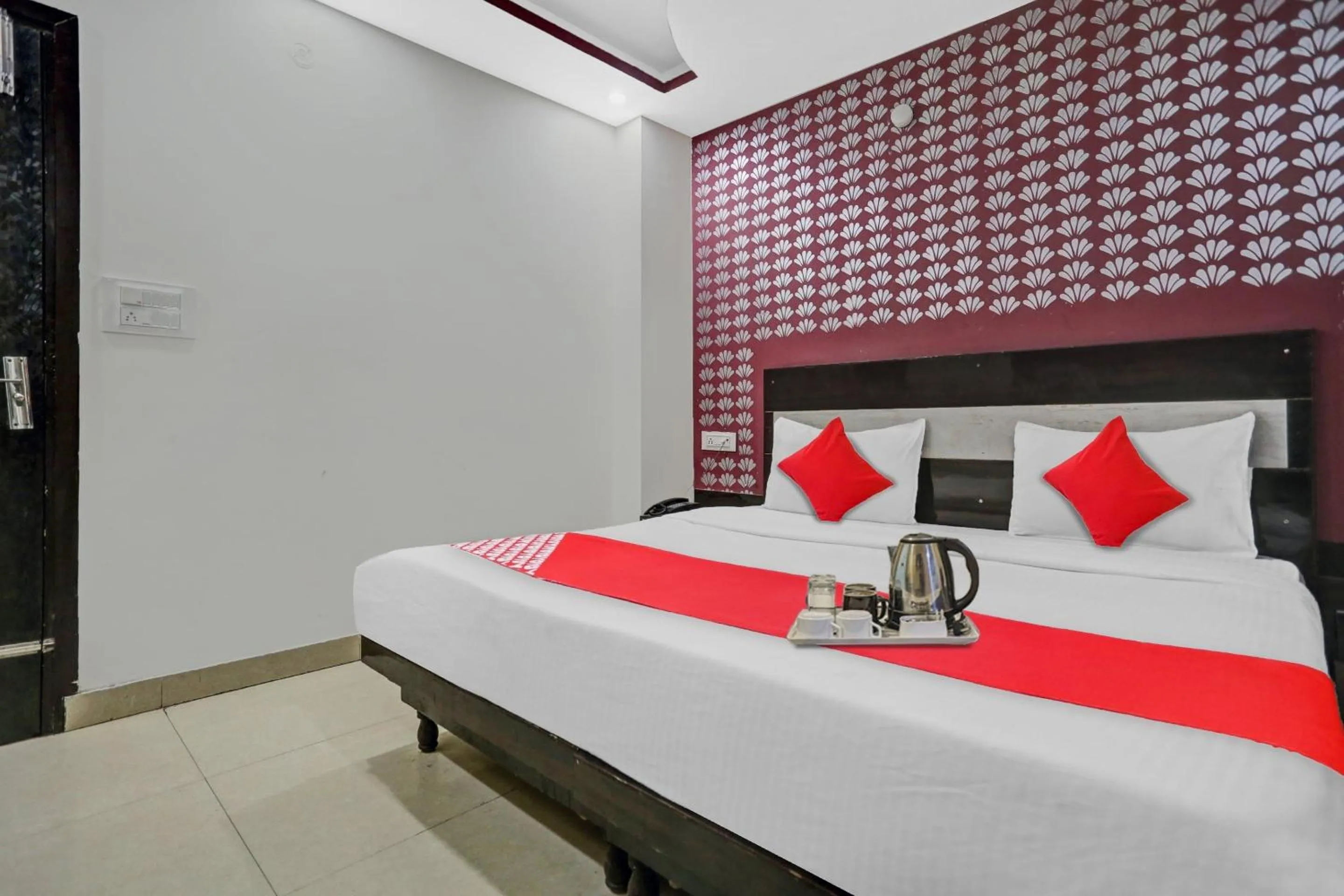 Bedroom, Bed in Super Hotel O Hotel Blue Orchid