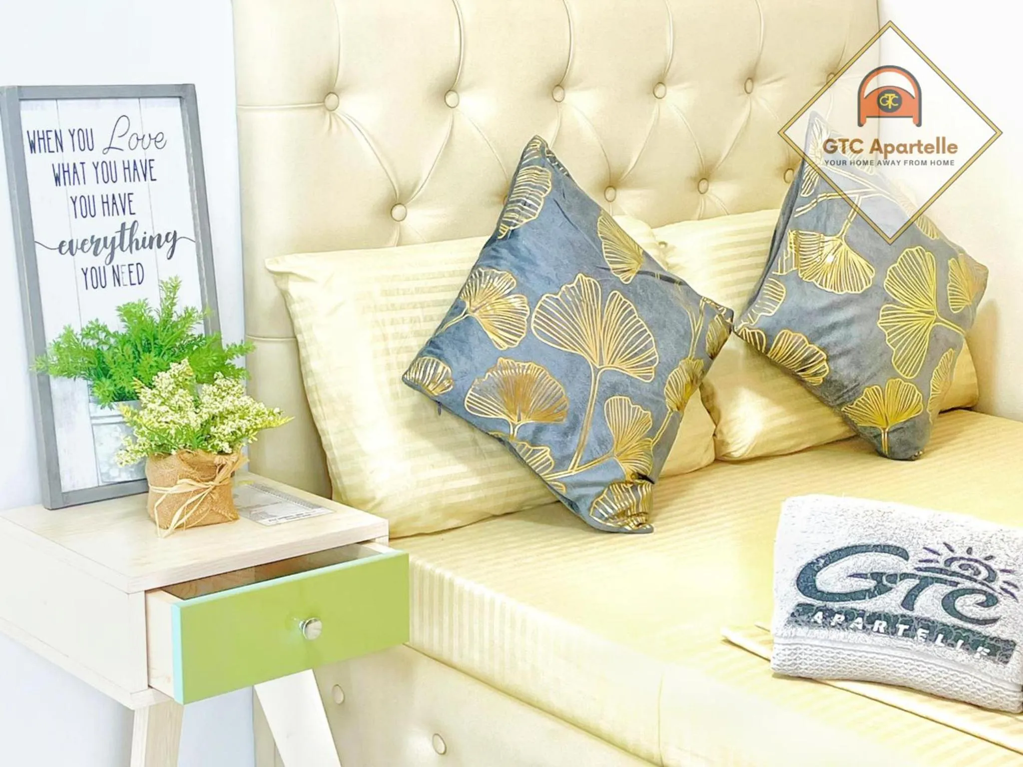 Bed in GTC Apartelle - Tacloban