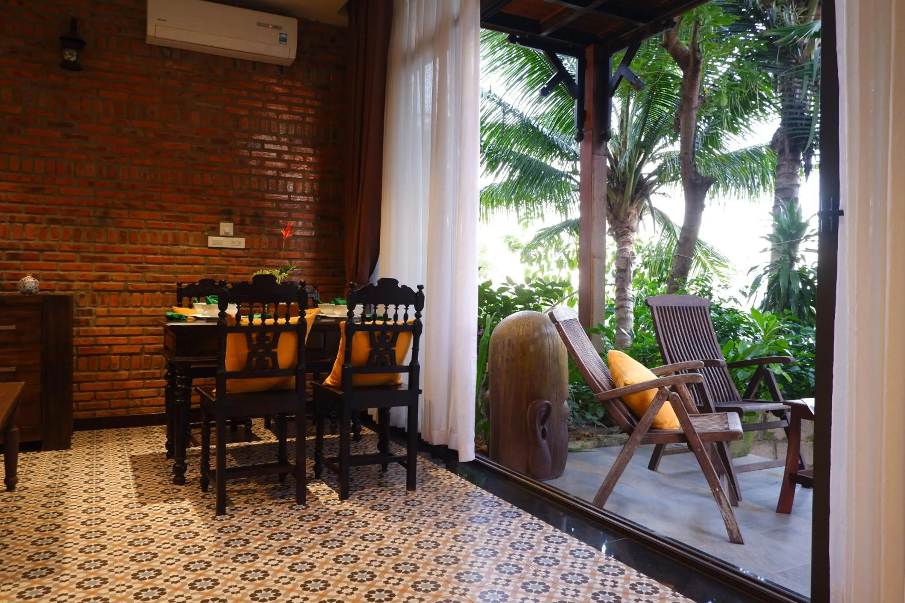 Property building in Nghê Riverside Villa Hoi An
