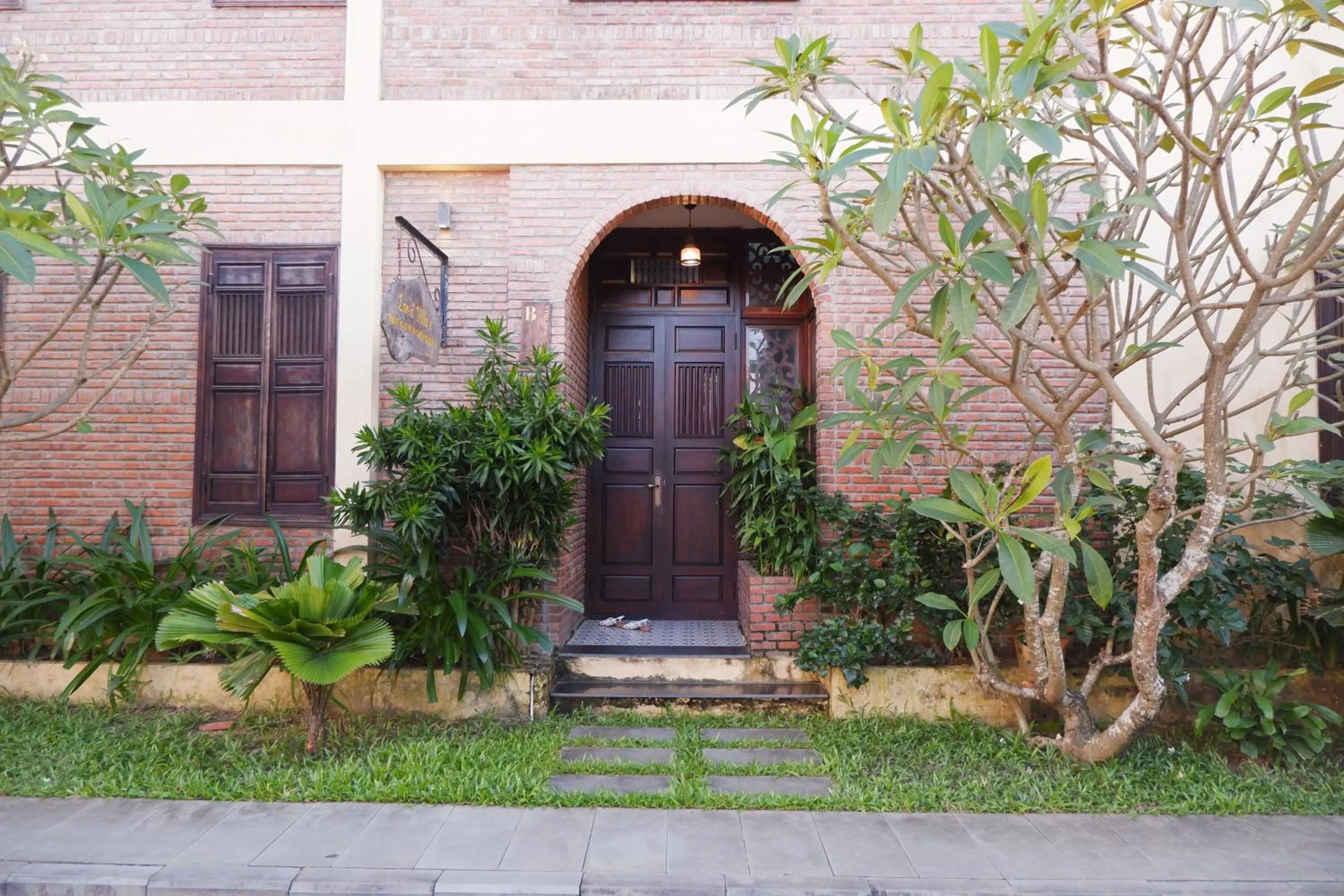Property building in Nghê Riverside Villa Hoi An