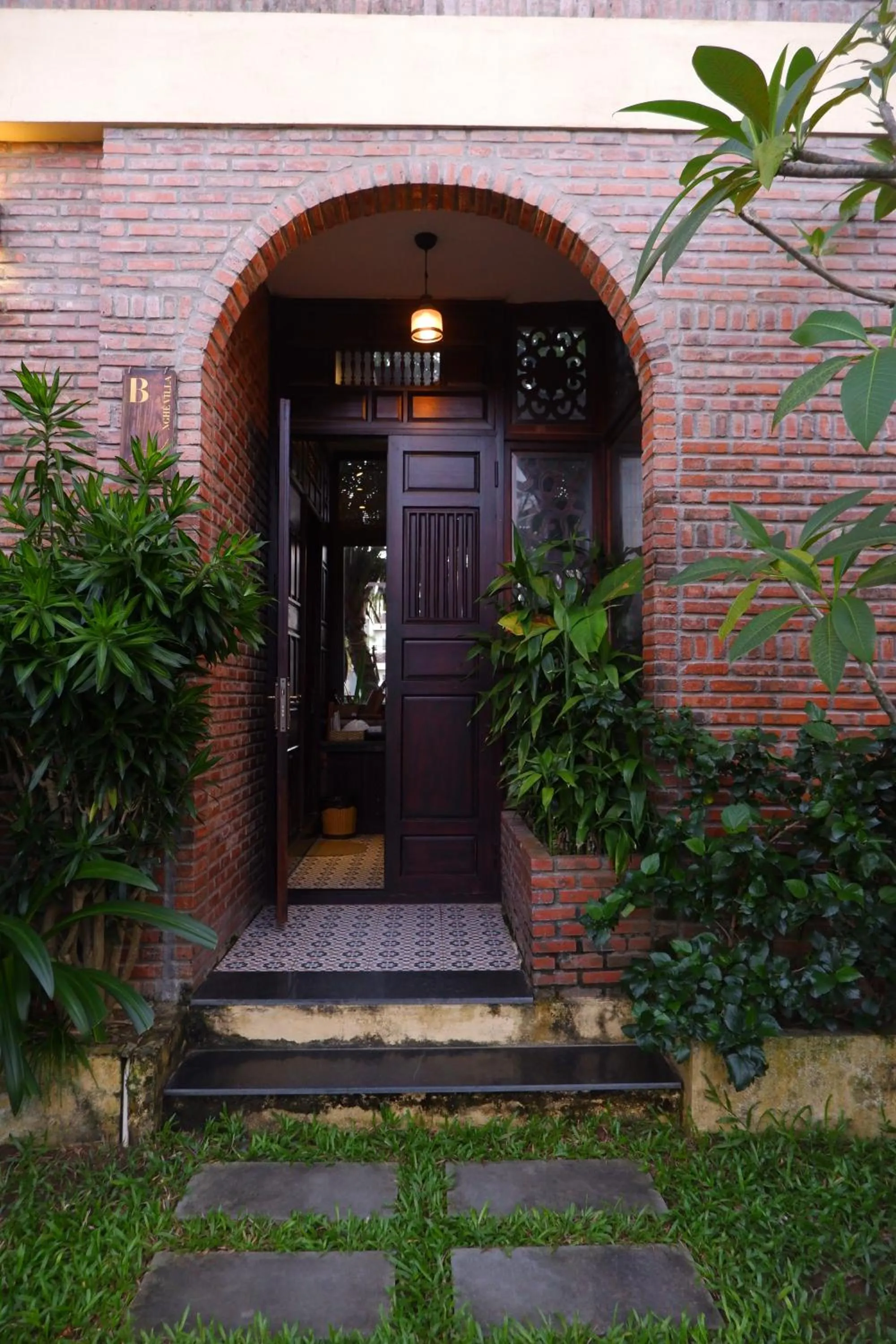 Property building in Nghê Riverside Villa Hoi An