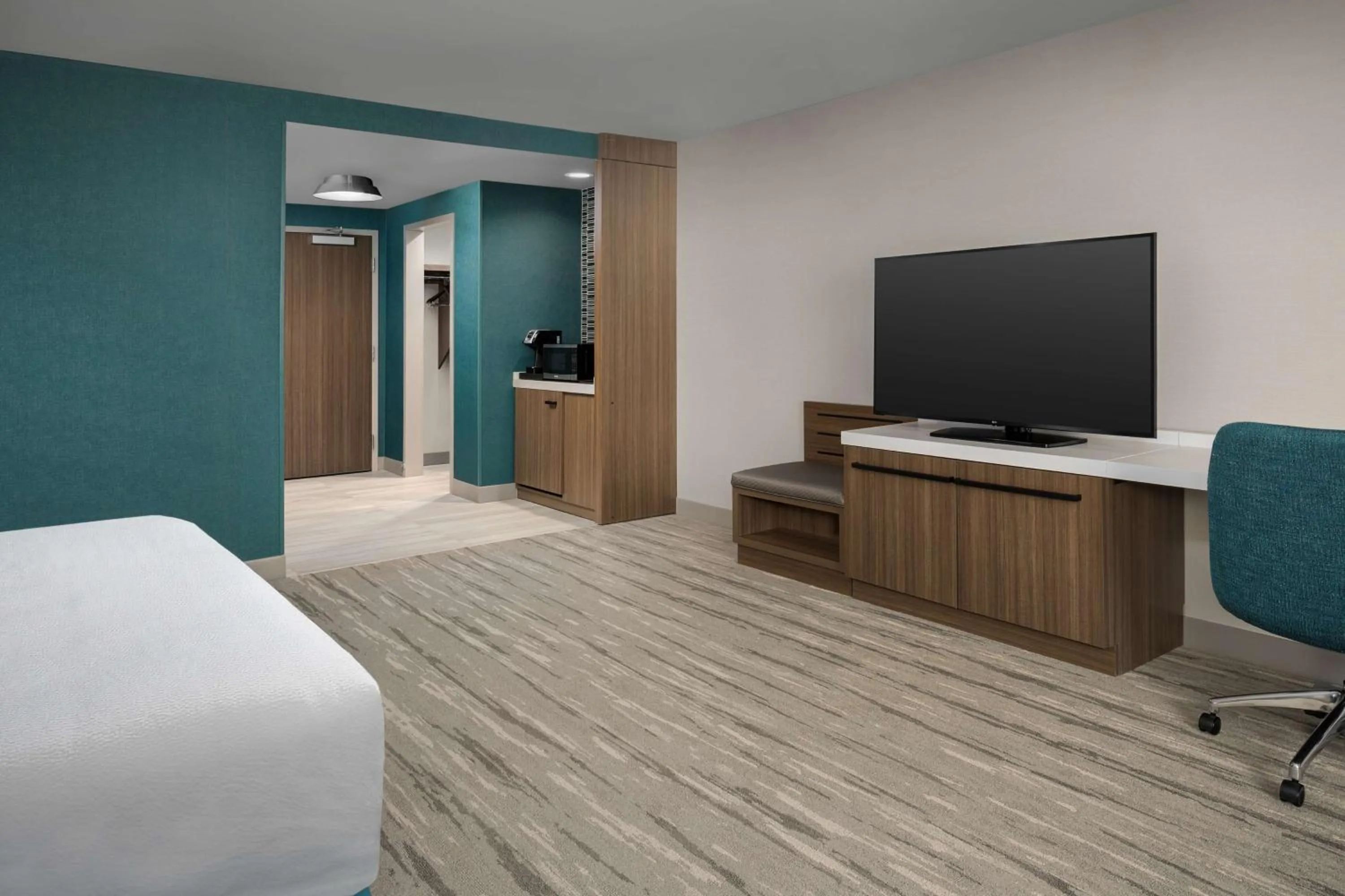 Bedroom, Bed in Hilton Garden Inn Florence Cincinnati Airport South