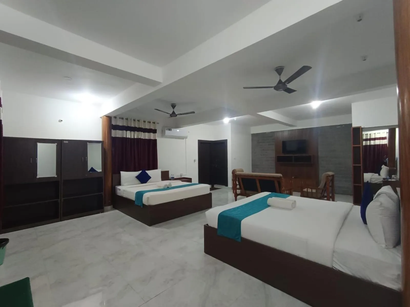 Bed in Jungle Hill Resort Coorg