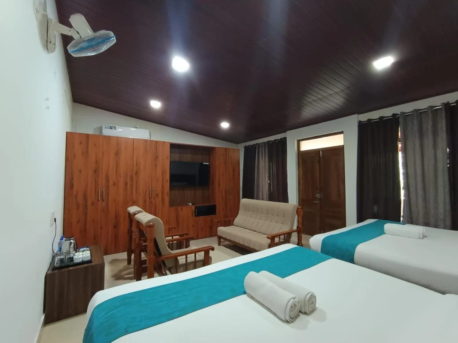 Bed in Jungle Hill Resort Coorg