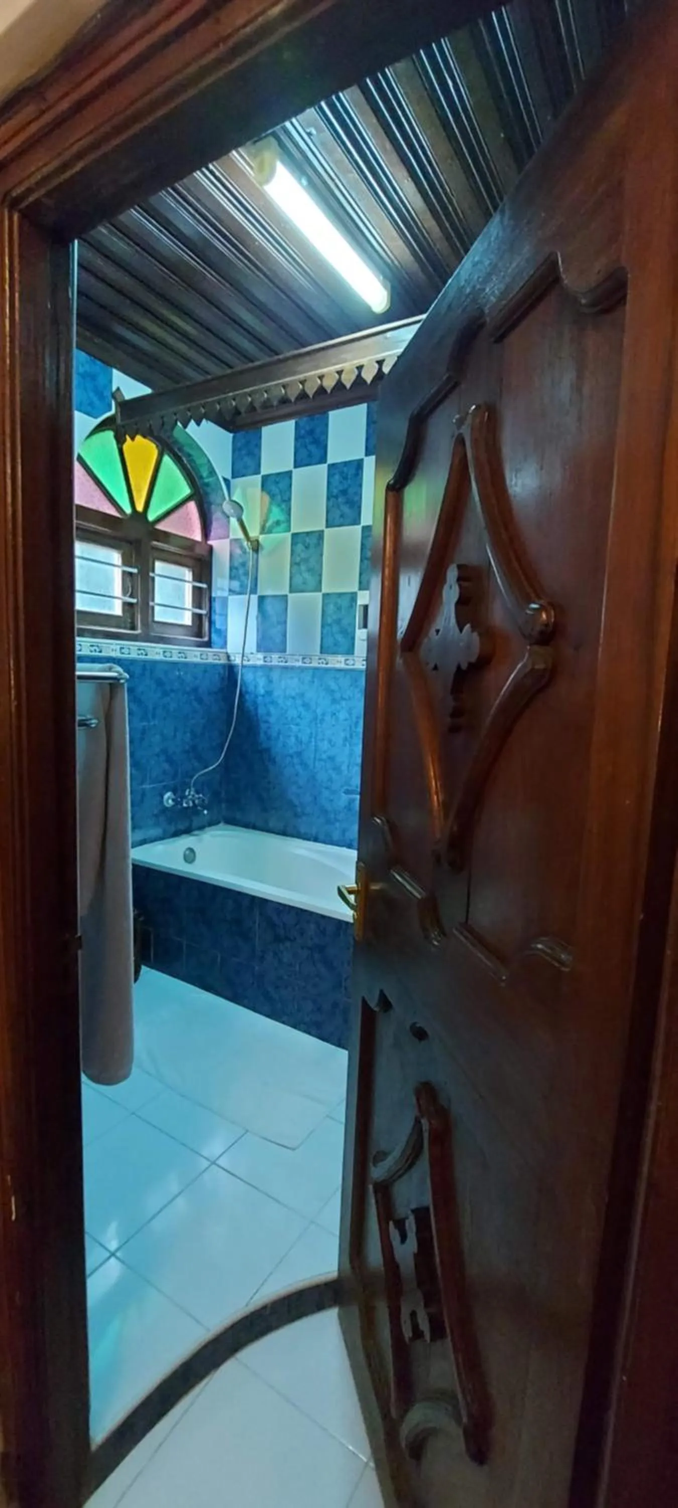 Bath in Horizon Palace