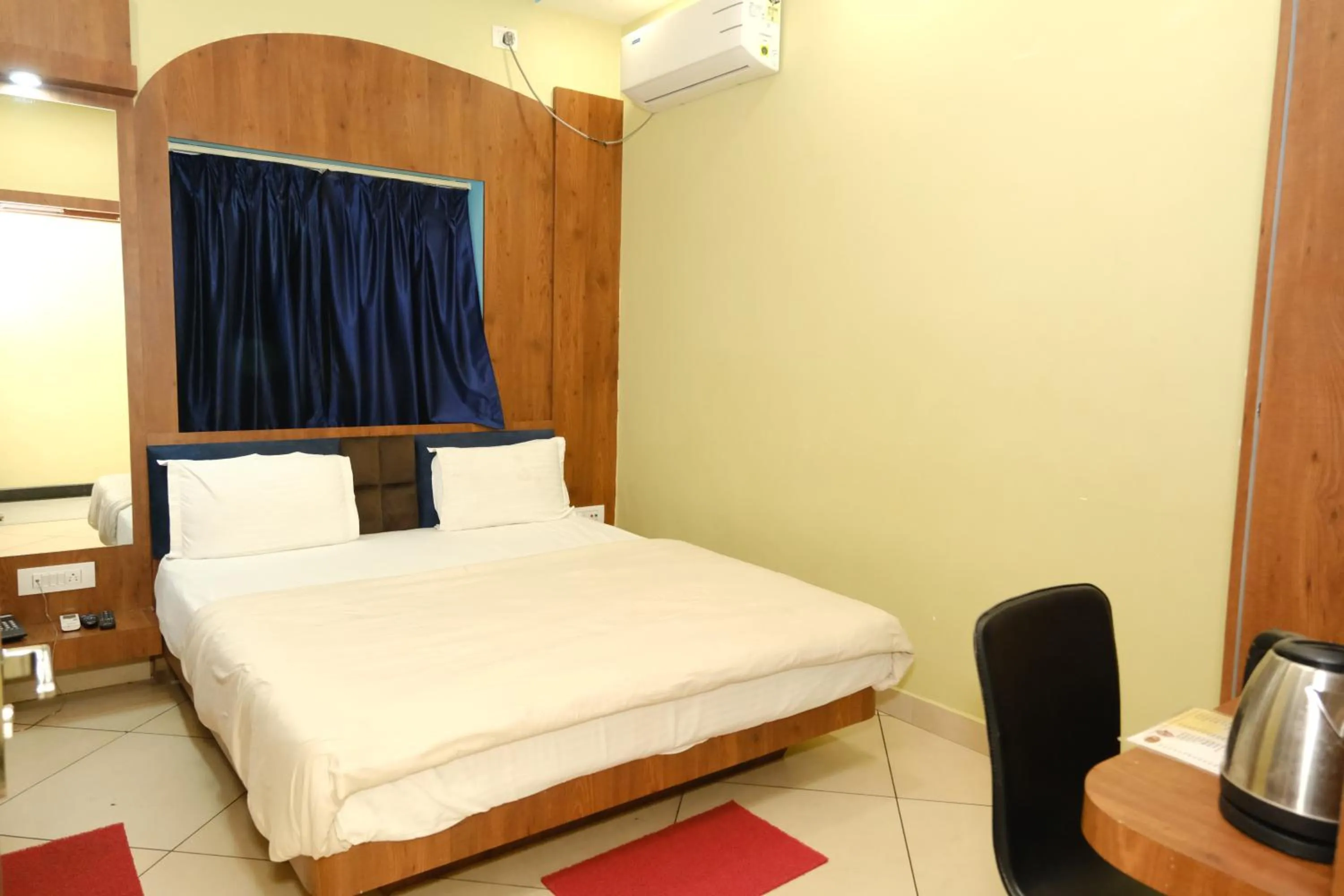 Bed in Hotel Bharati