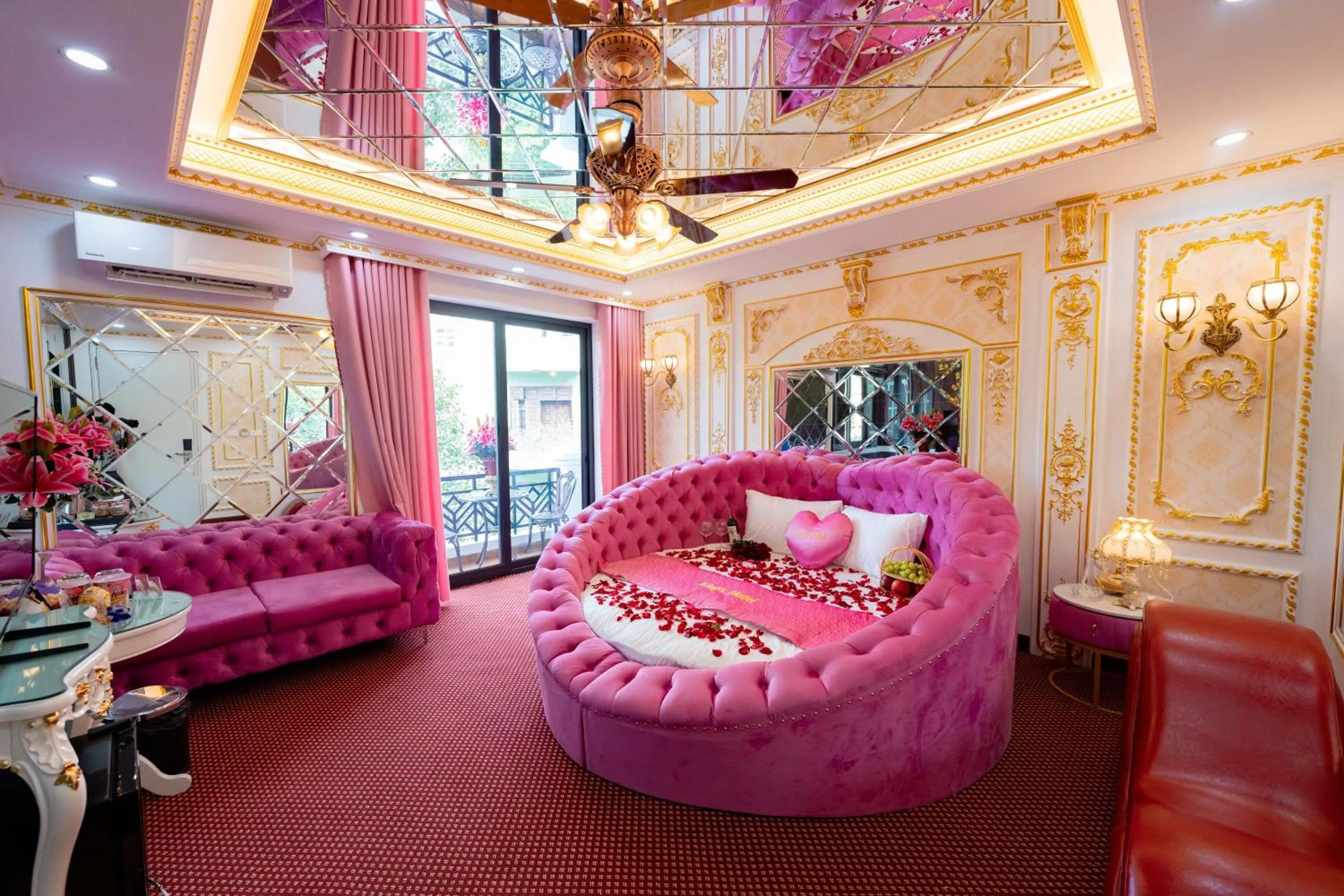 King's Hotel Linh Đàm 2