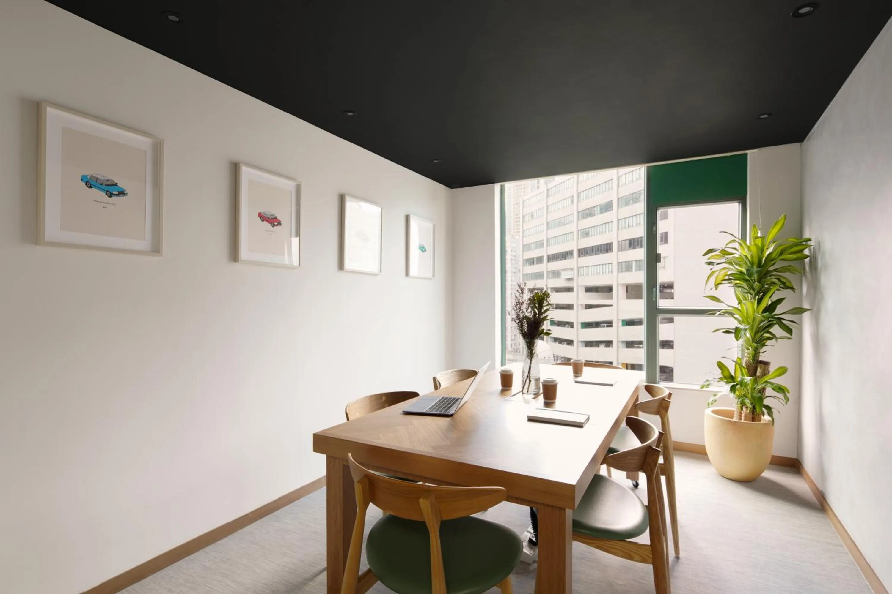 Meeting/conference room in Weave Studios - Olympic