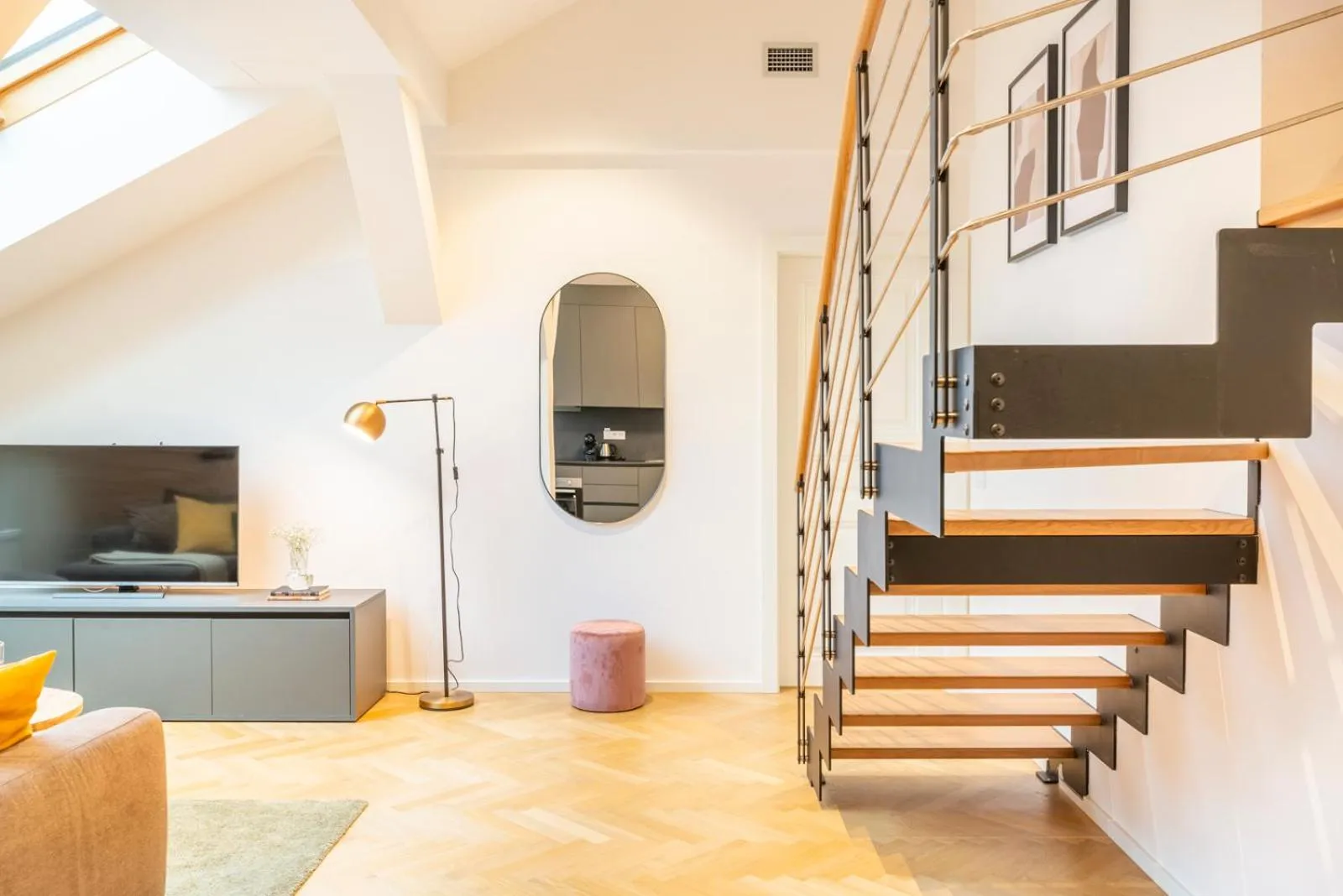 TV and multimedia in Petrin Tower Residence