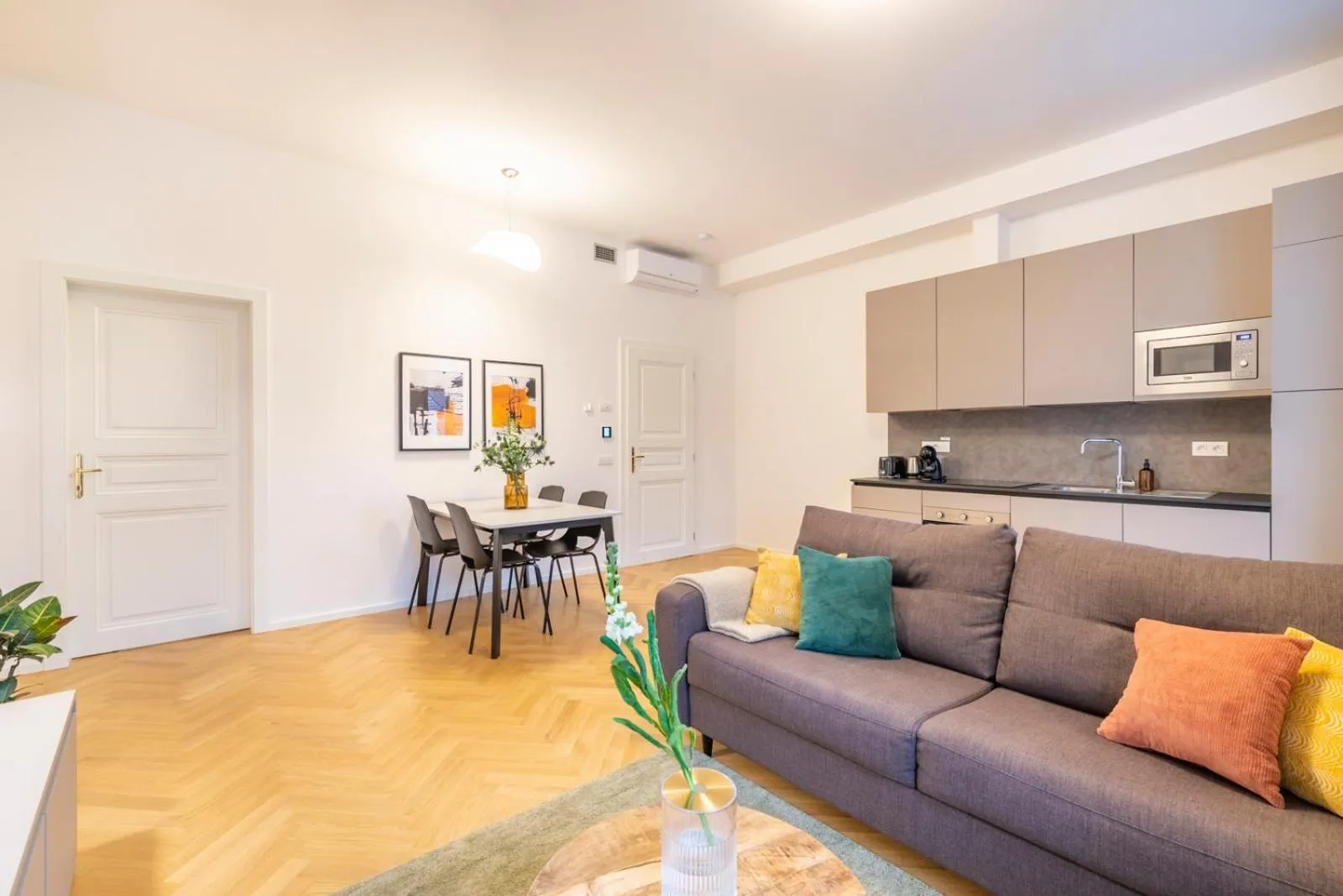 Kitchen or kitchenette in Petrin Tower Residence