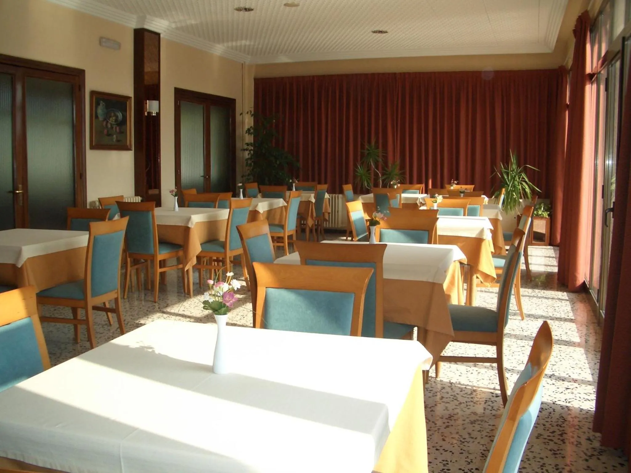 Food and drinks in Hotel Sant Jordi