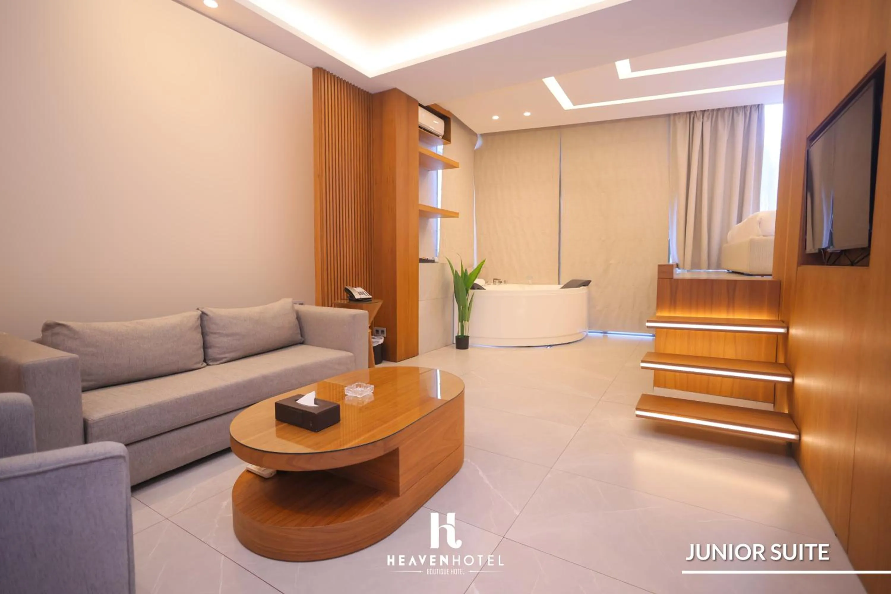 TV and multimedia in Heaven Prestige Hotel