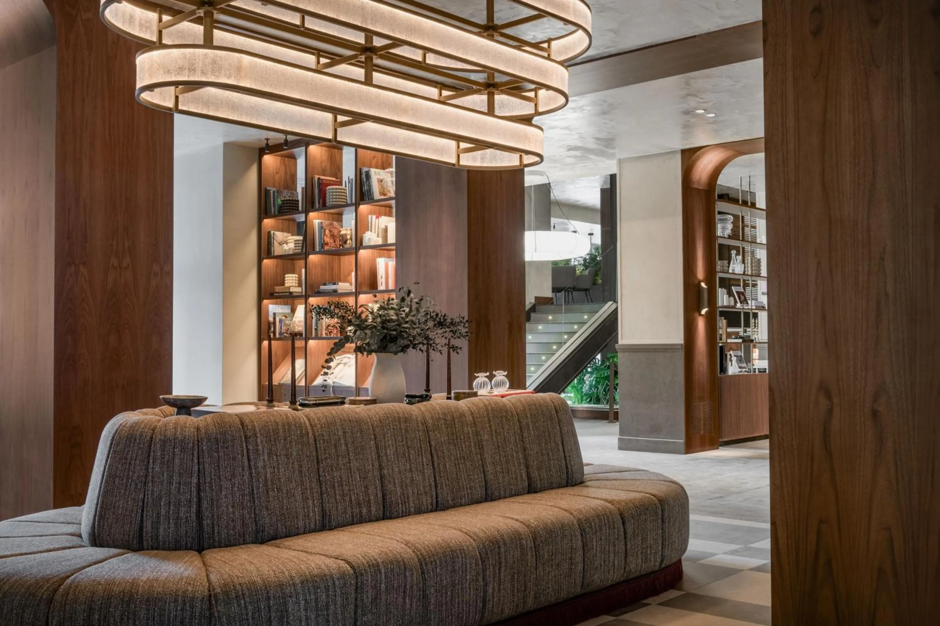 Lobby or reception in The Westin Madrid Cuzco