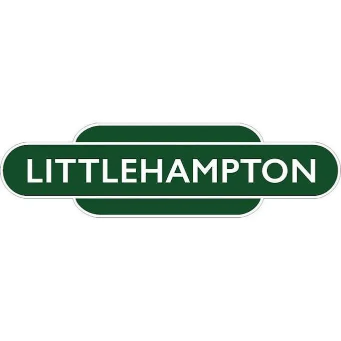 River Road, Littlehampton, Executive Apartment