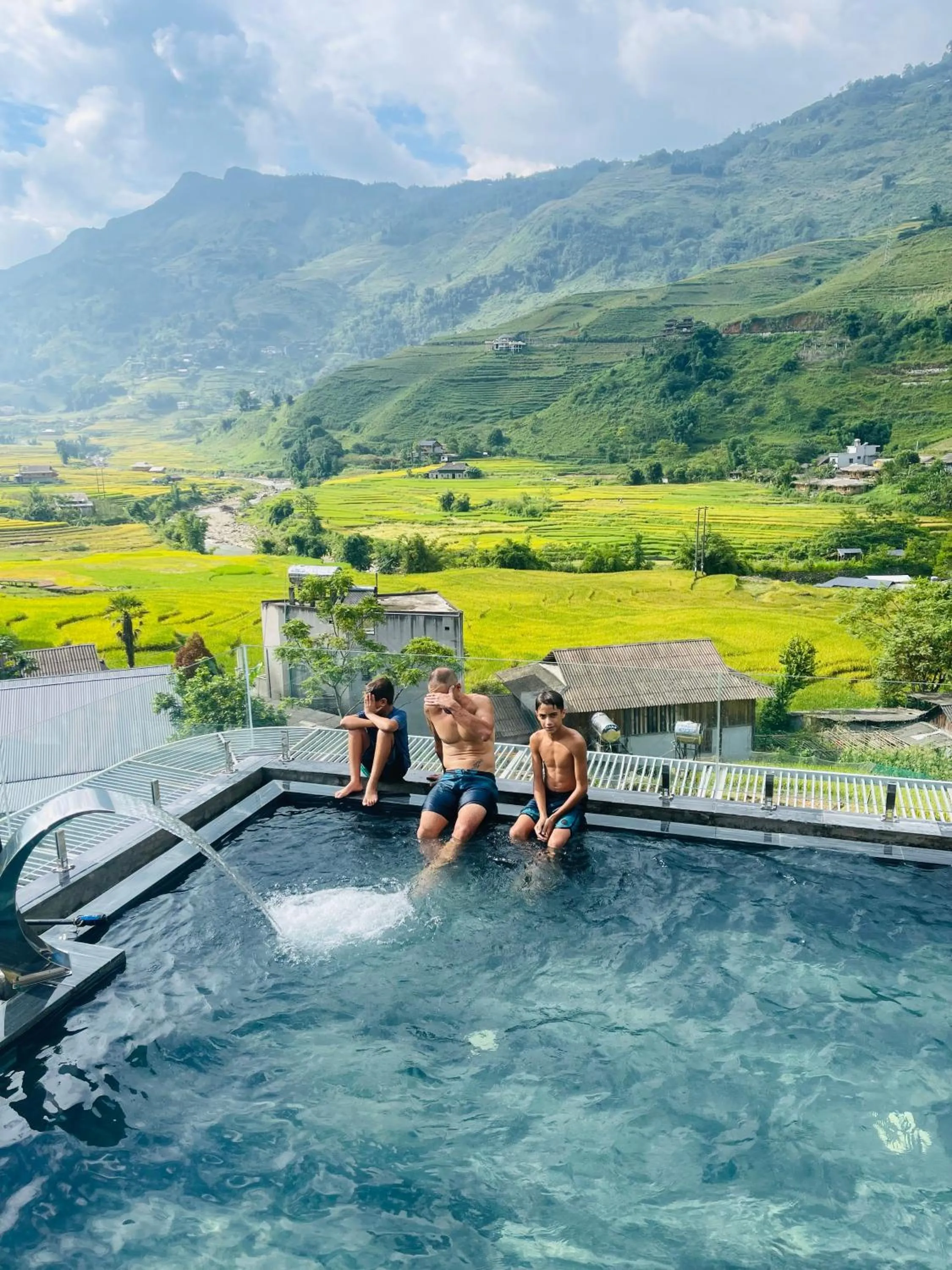 Shower in En Hotel Sapa
