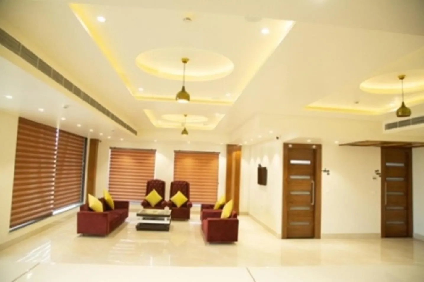 Lobby or reception in Comfort Hotel Amritsar by Choice Hotels